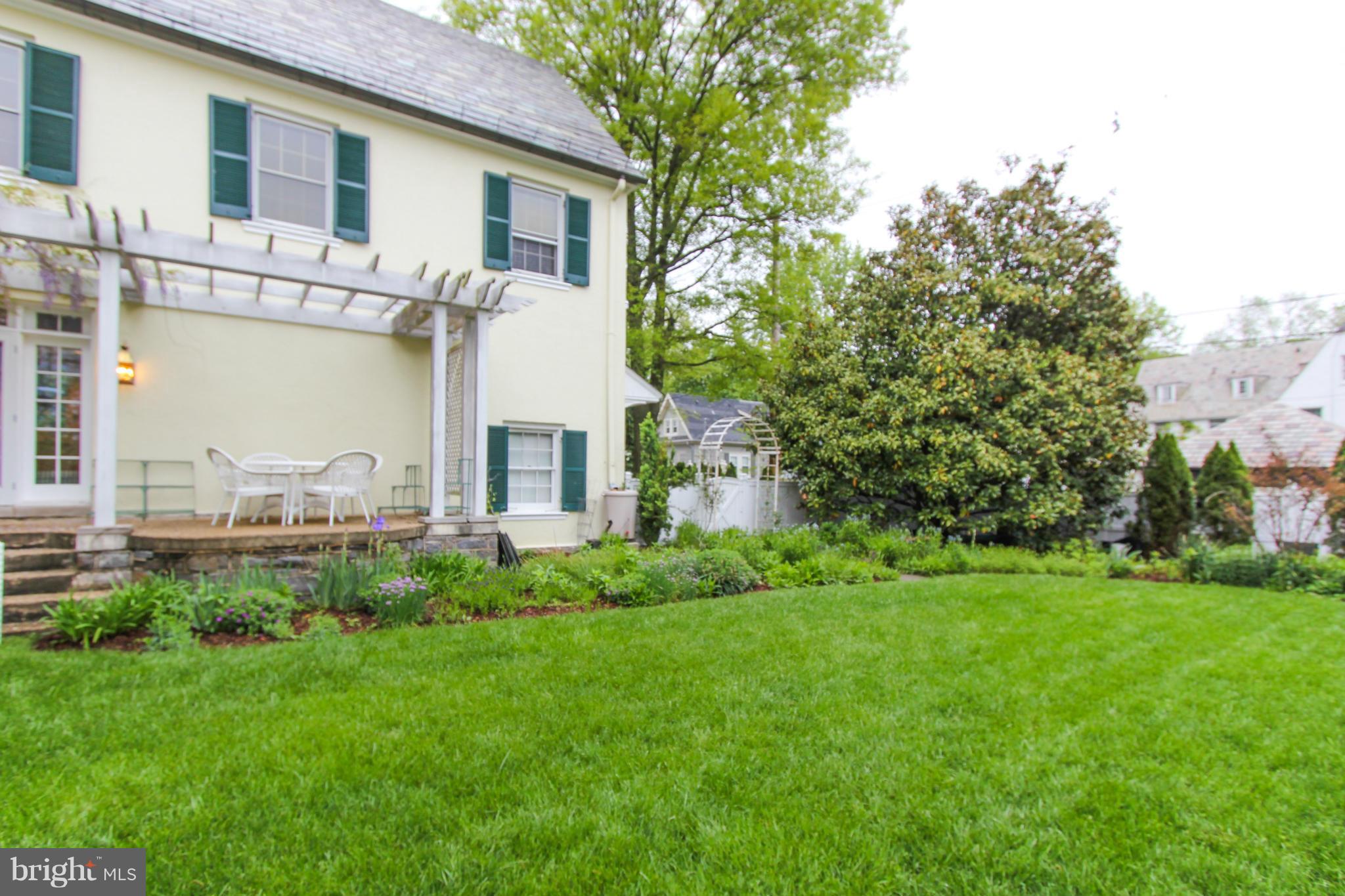 ROLAND PARK - Residential