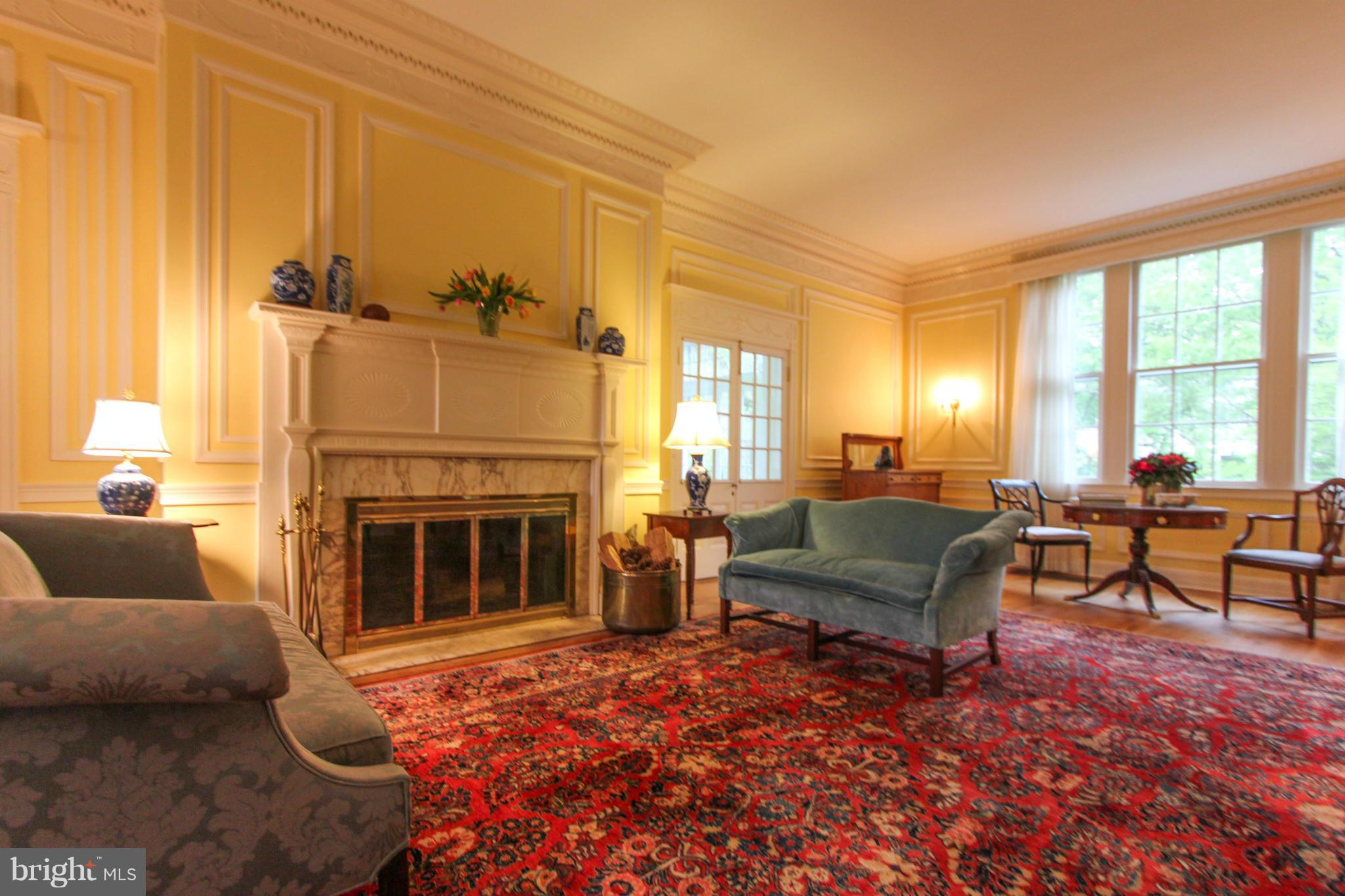 ROLAND PARK - Residential