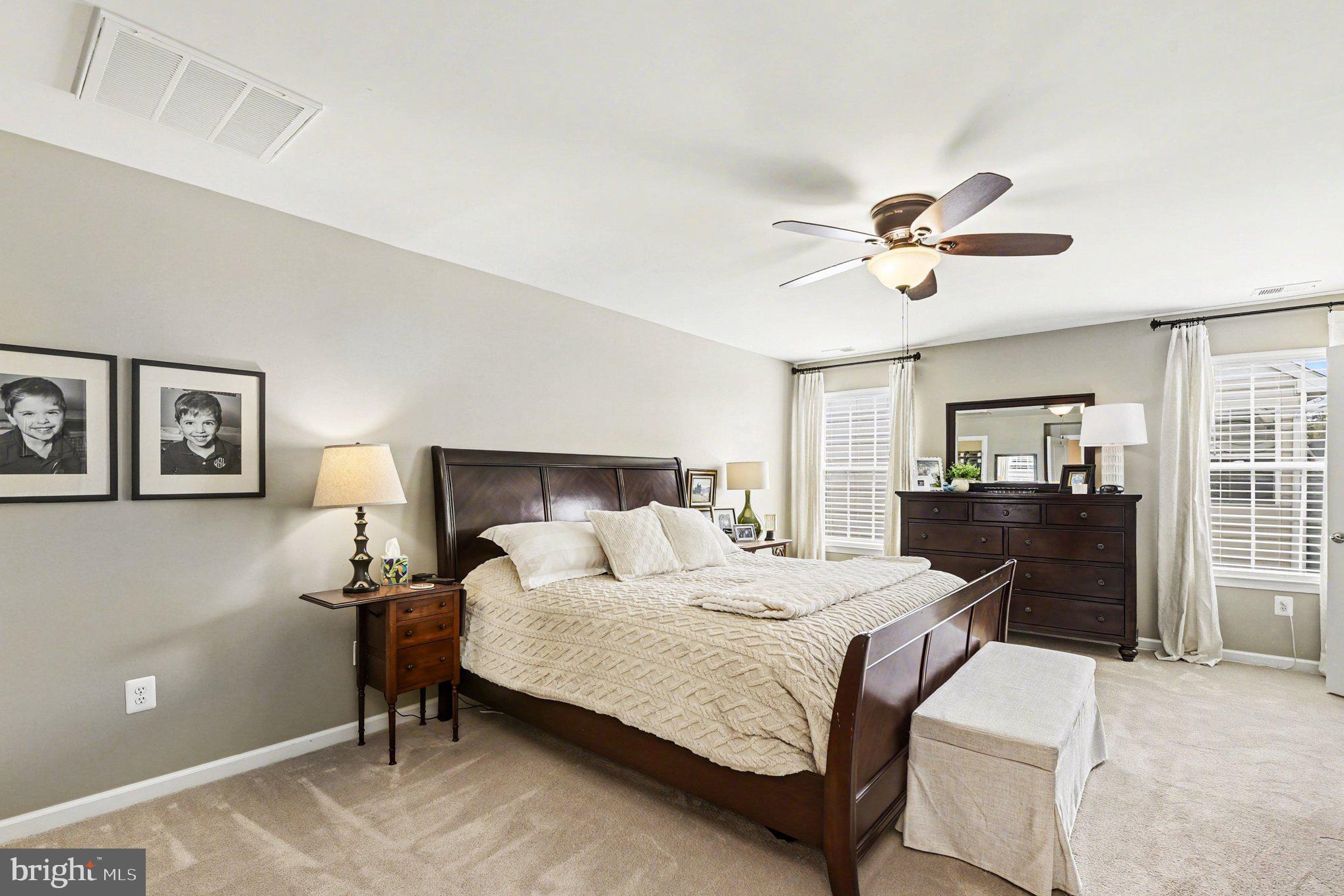 KELLY GLEN - Residential
