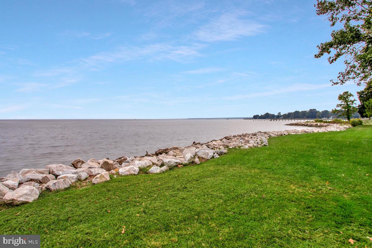 CAPE ANNE - Residential