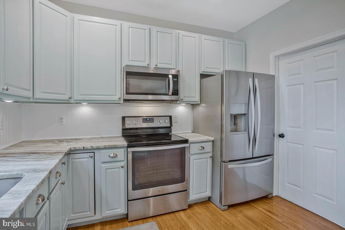 CAPE ANNE - Residential