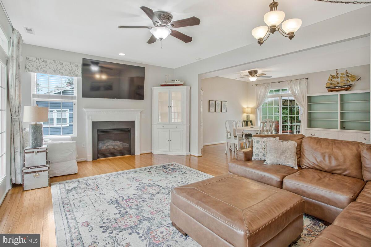 CAPE ANNE - Residential