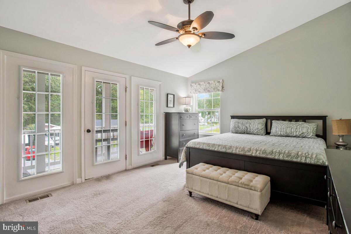 CAPE ANNE - Residential