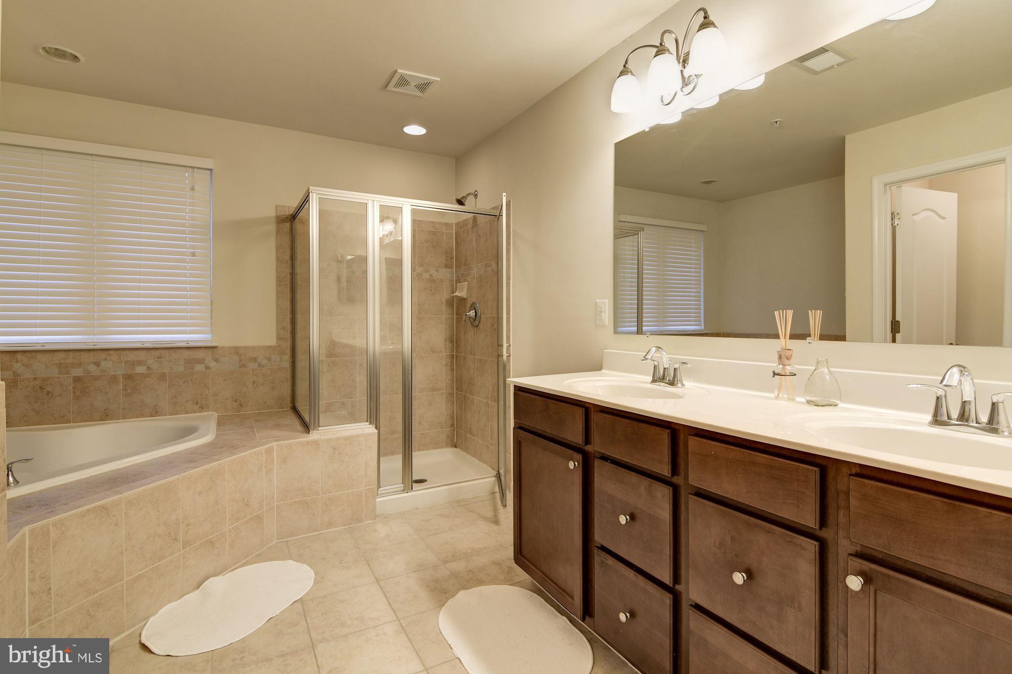 BRYANS CROSSING - Residential