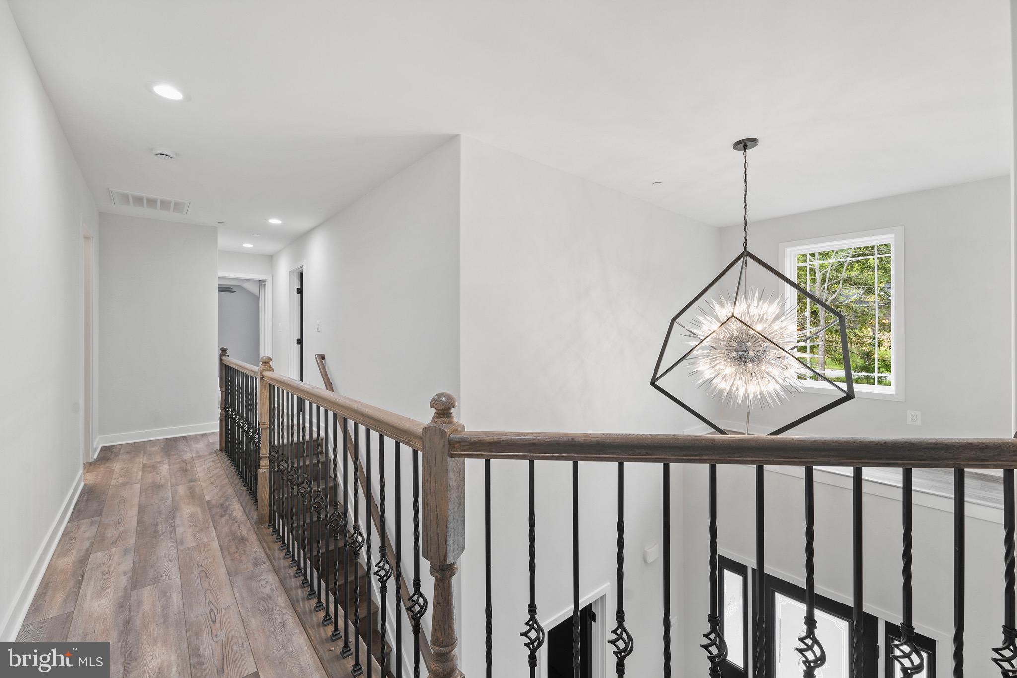 SWAN POINT - Residential