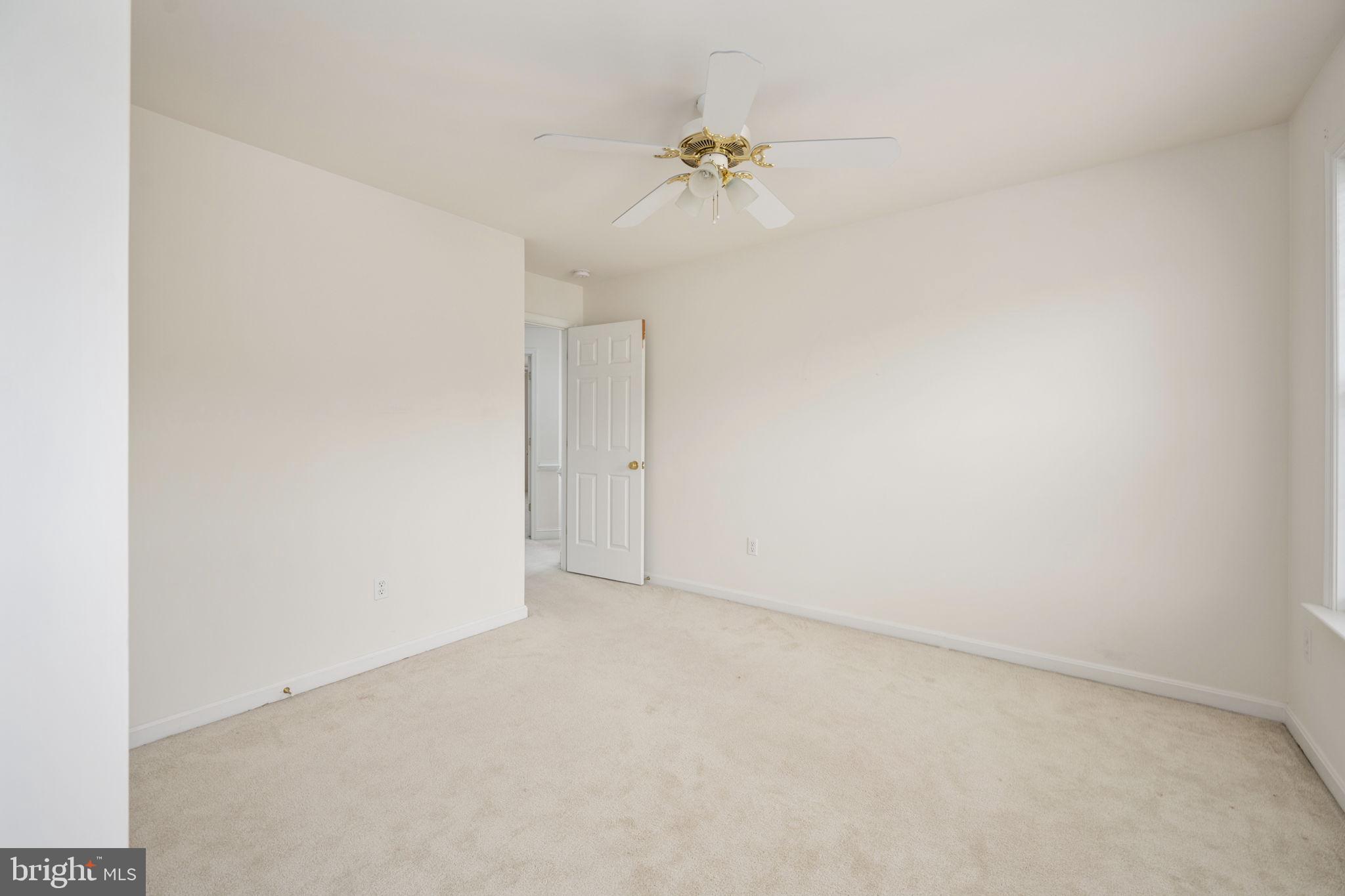 MENLOUGH - Residential