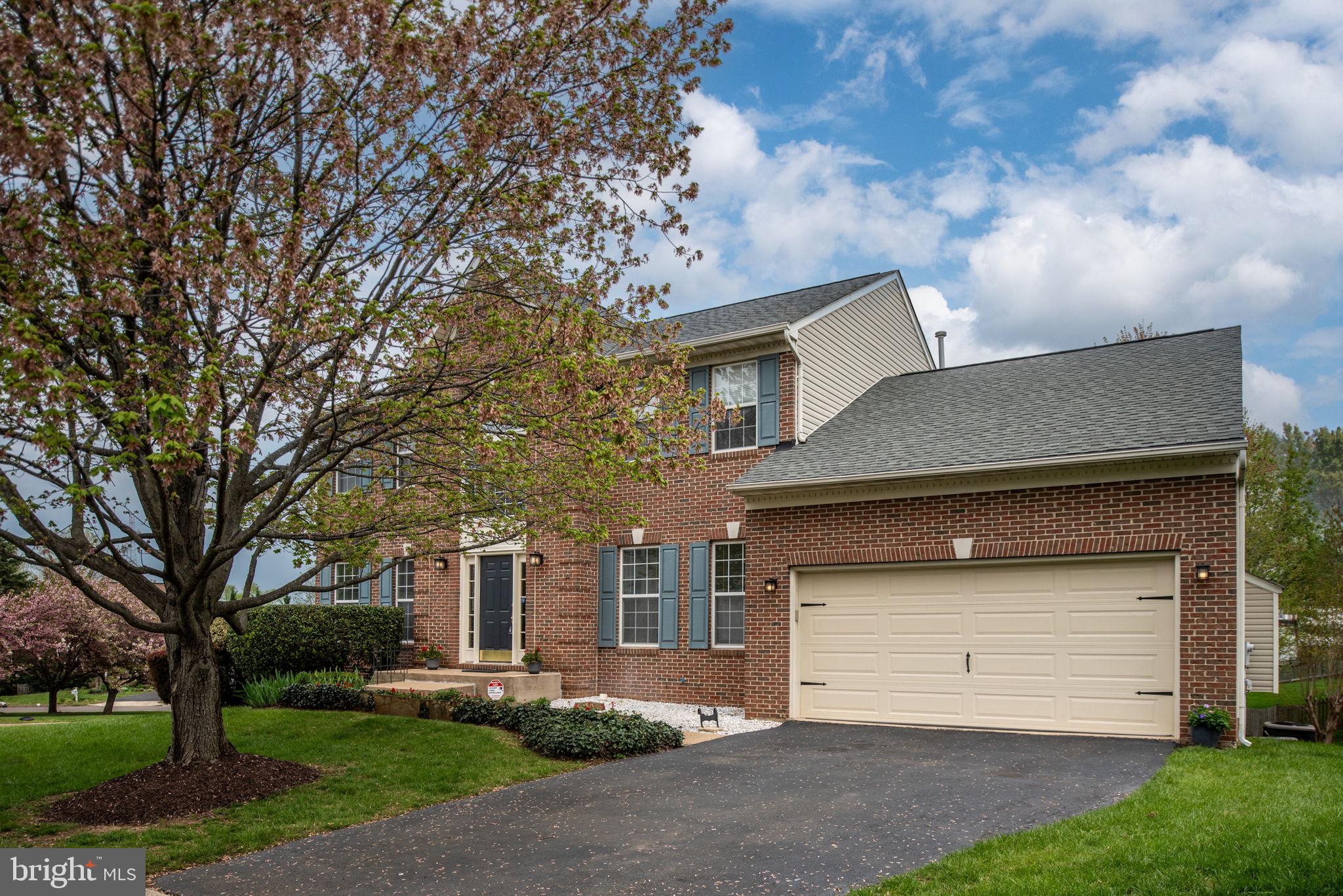 MENLOUGH - Residential