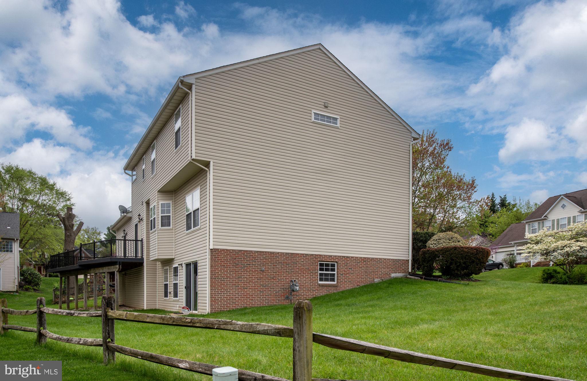 MENLOUGH - Residential