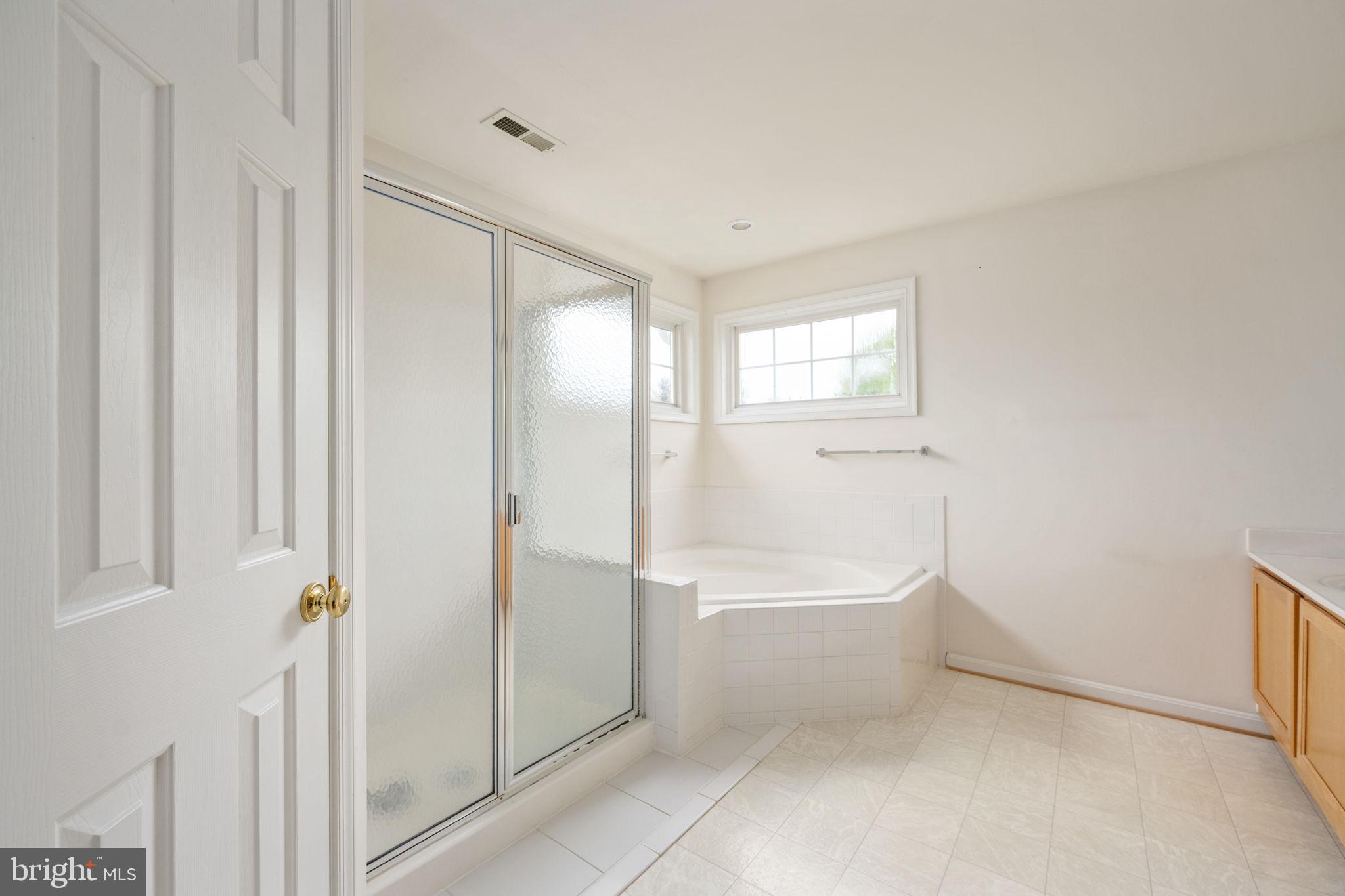 MENLOUGH - Residential