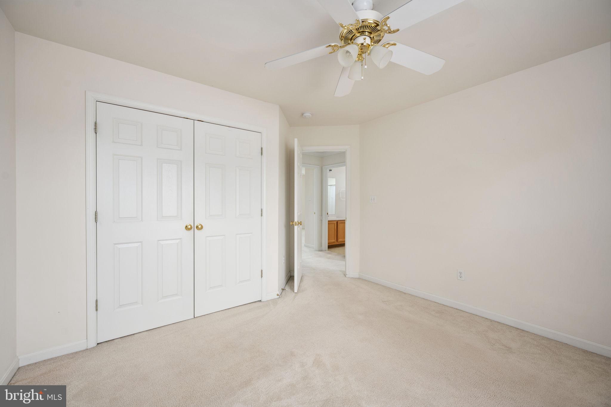 MENLOUGH - Residential