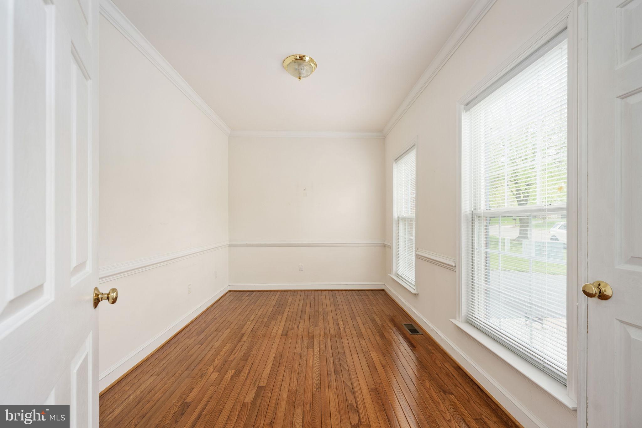 MENLOUGH - Residential