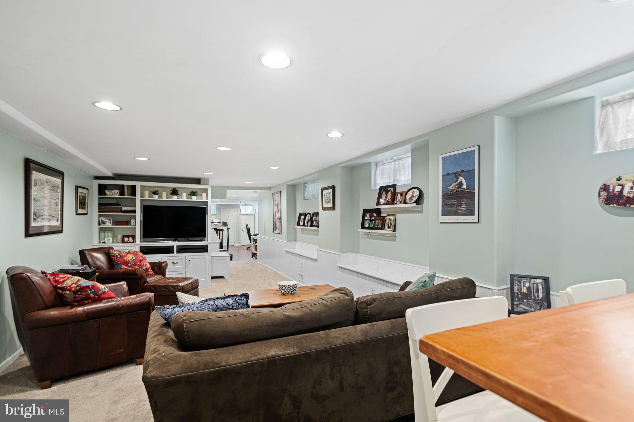 SPRING GARDEN - Residential Income