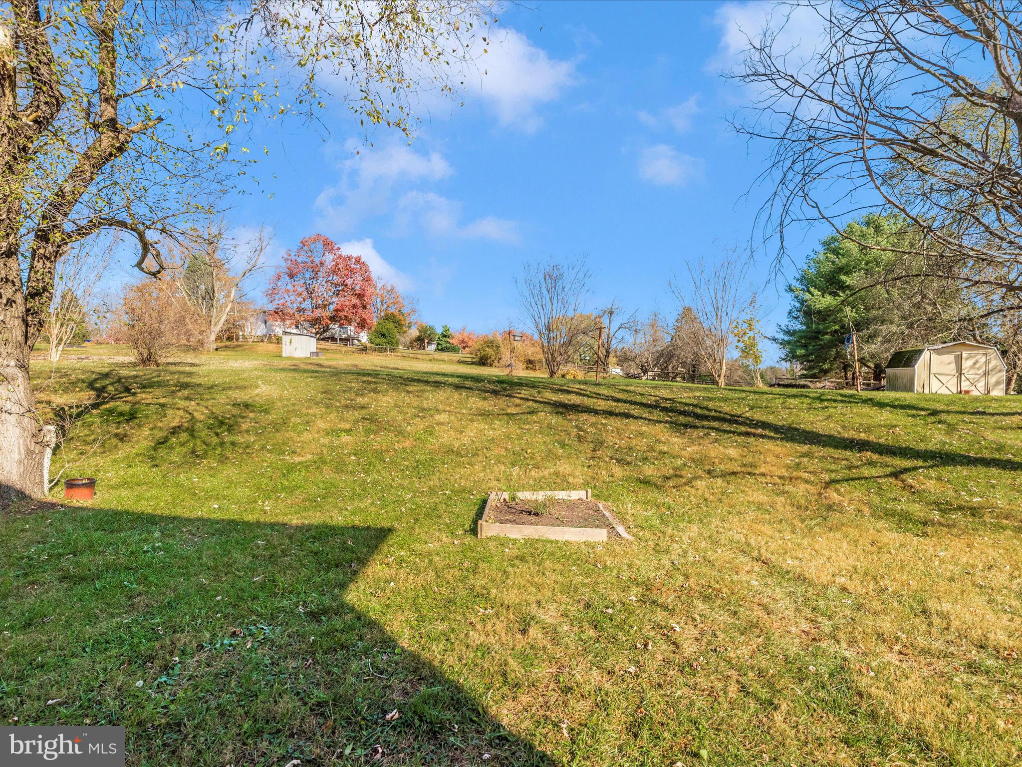 PLEASANT ESTATES - Residential