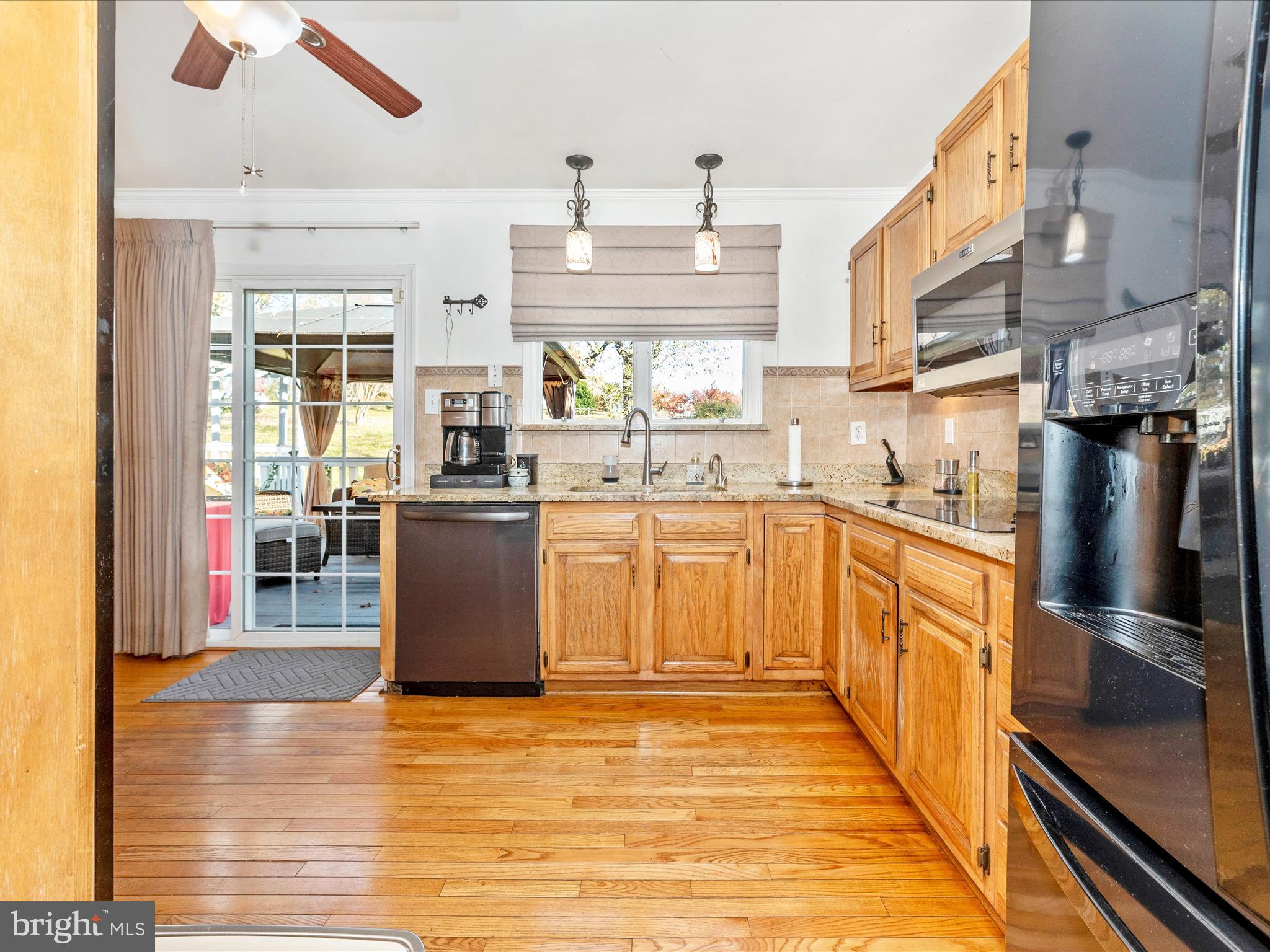 PLEASANT ESTATES - Residential