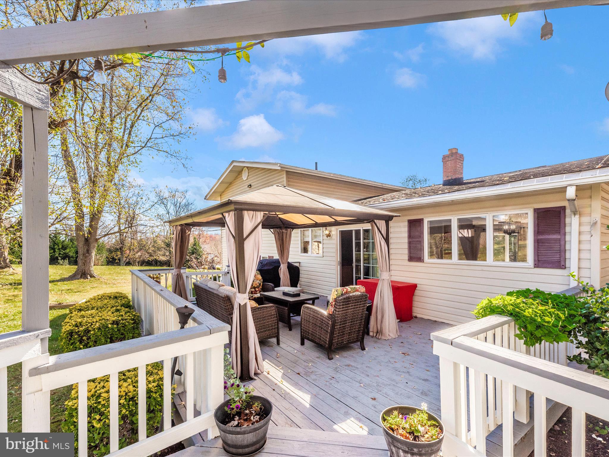 PLEASANT ESTATES - Residential