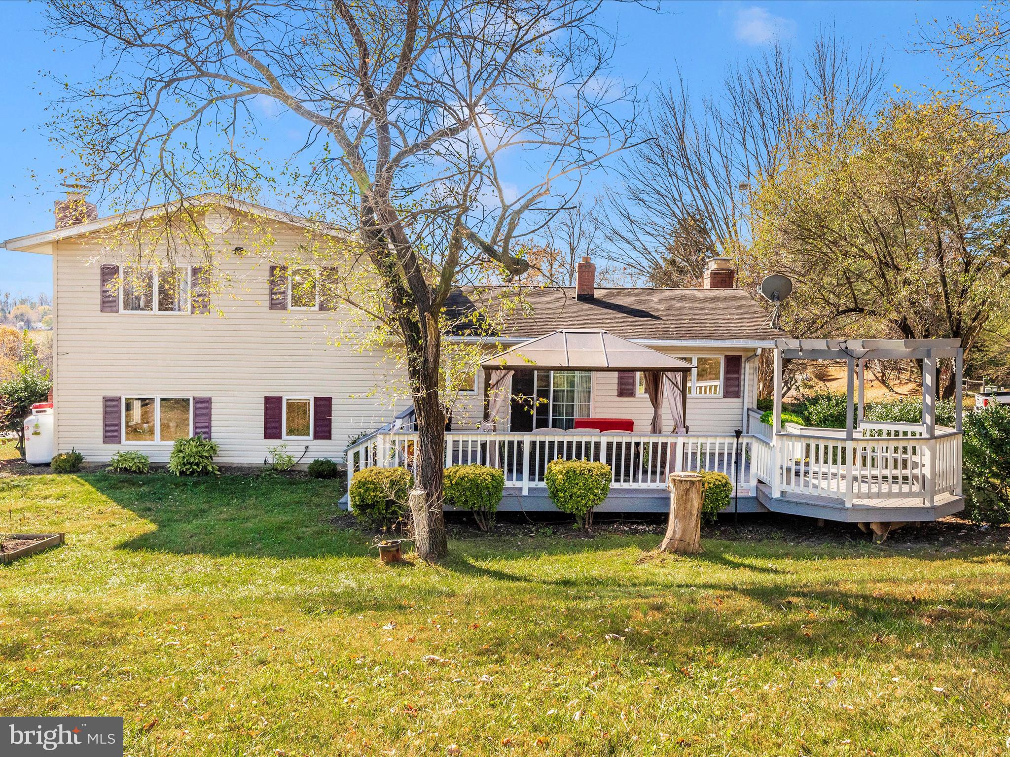 PLEASANT ESTATES - Residential