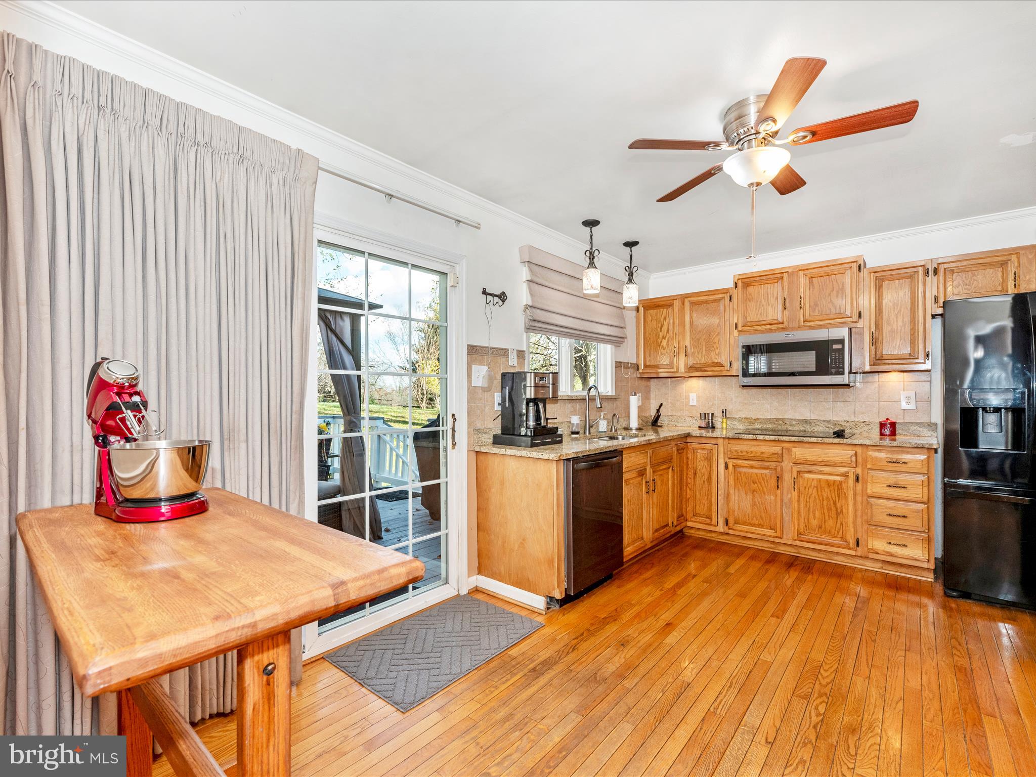 PLEASANT ESTATES - Residential