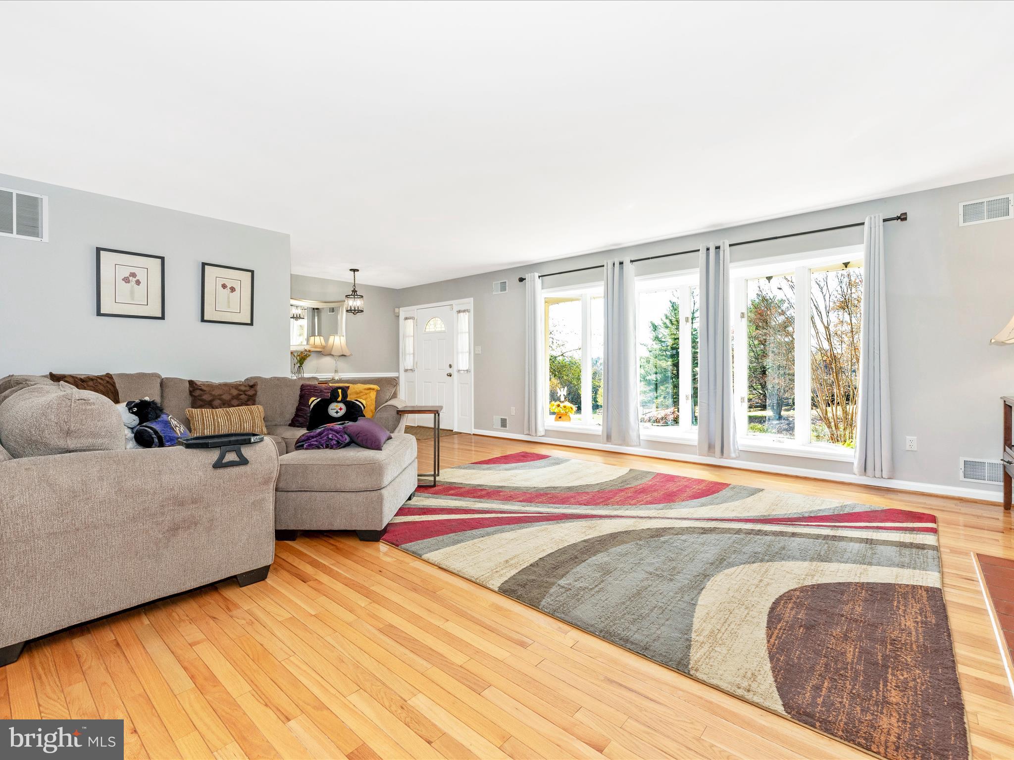 PLEASANT ESTATES - Residential