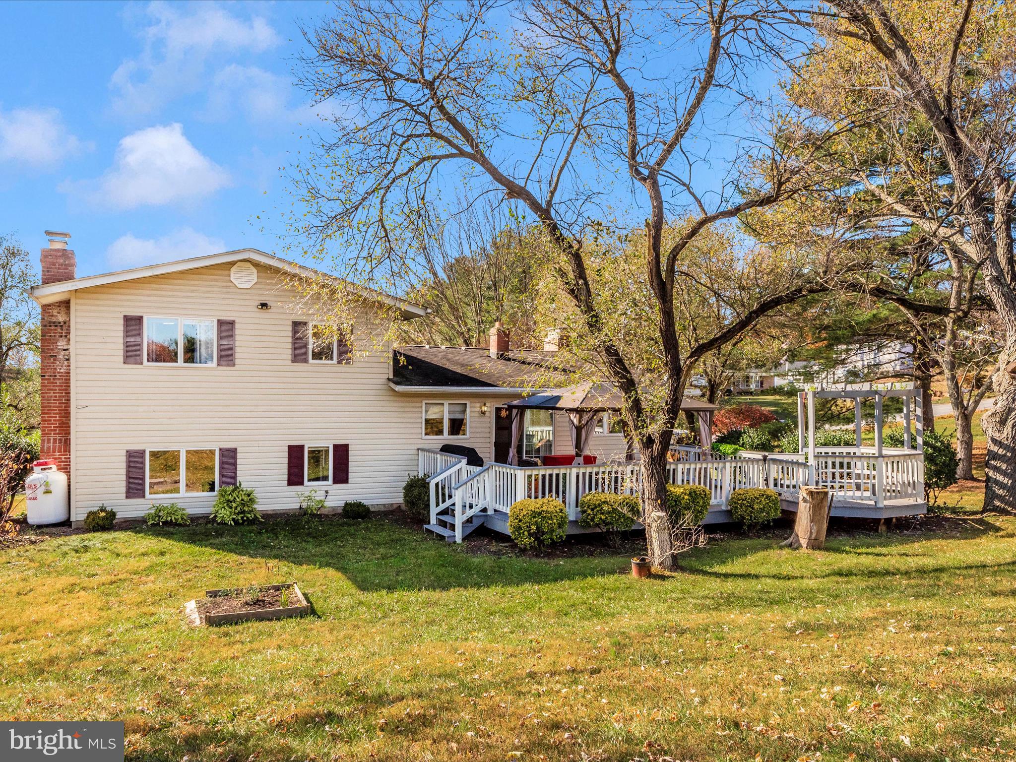 PLEASANT ESTATES - Residential