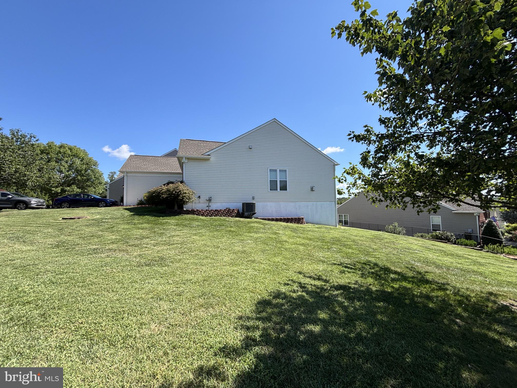15 CASTLEWOOD DRIVE