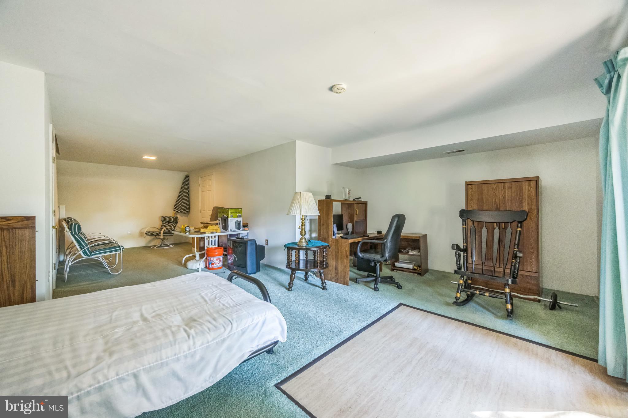 SPRINGHILL FARM - Residential