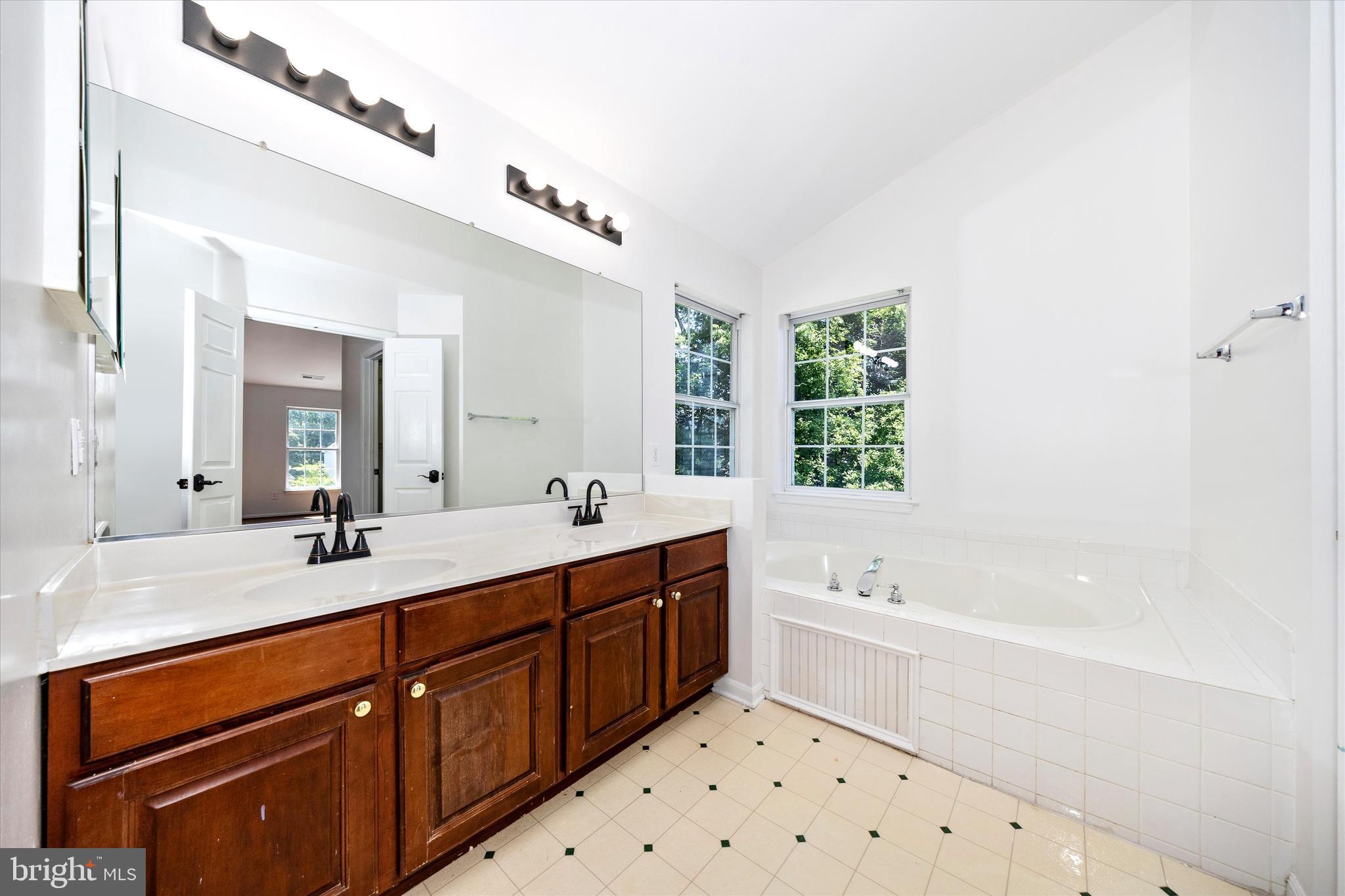 MONOCACY CROSSING - Residential