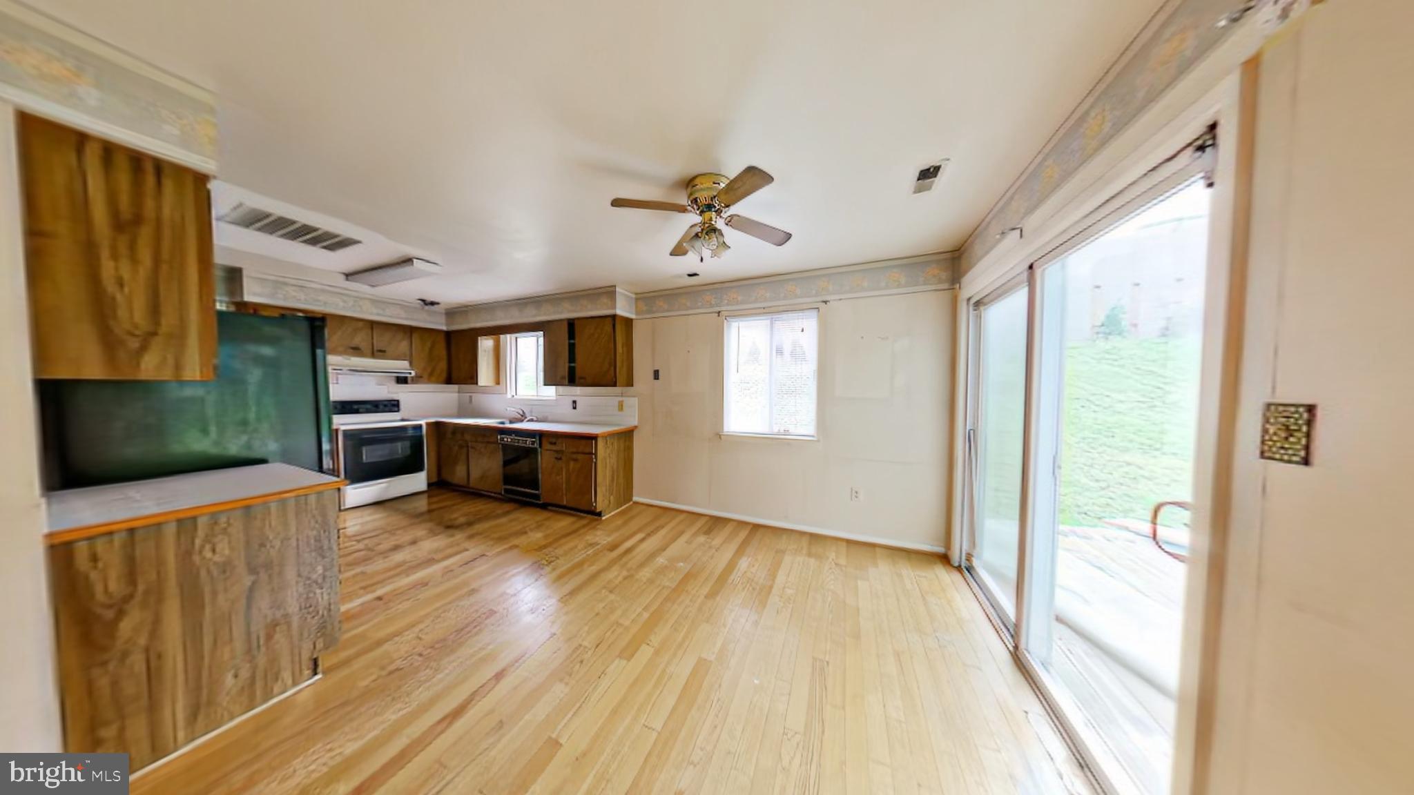 TANTALLON ON THE POTOMAC - Residential