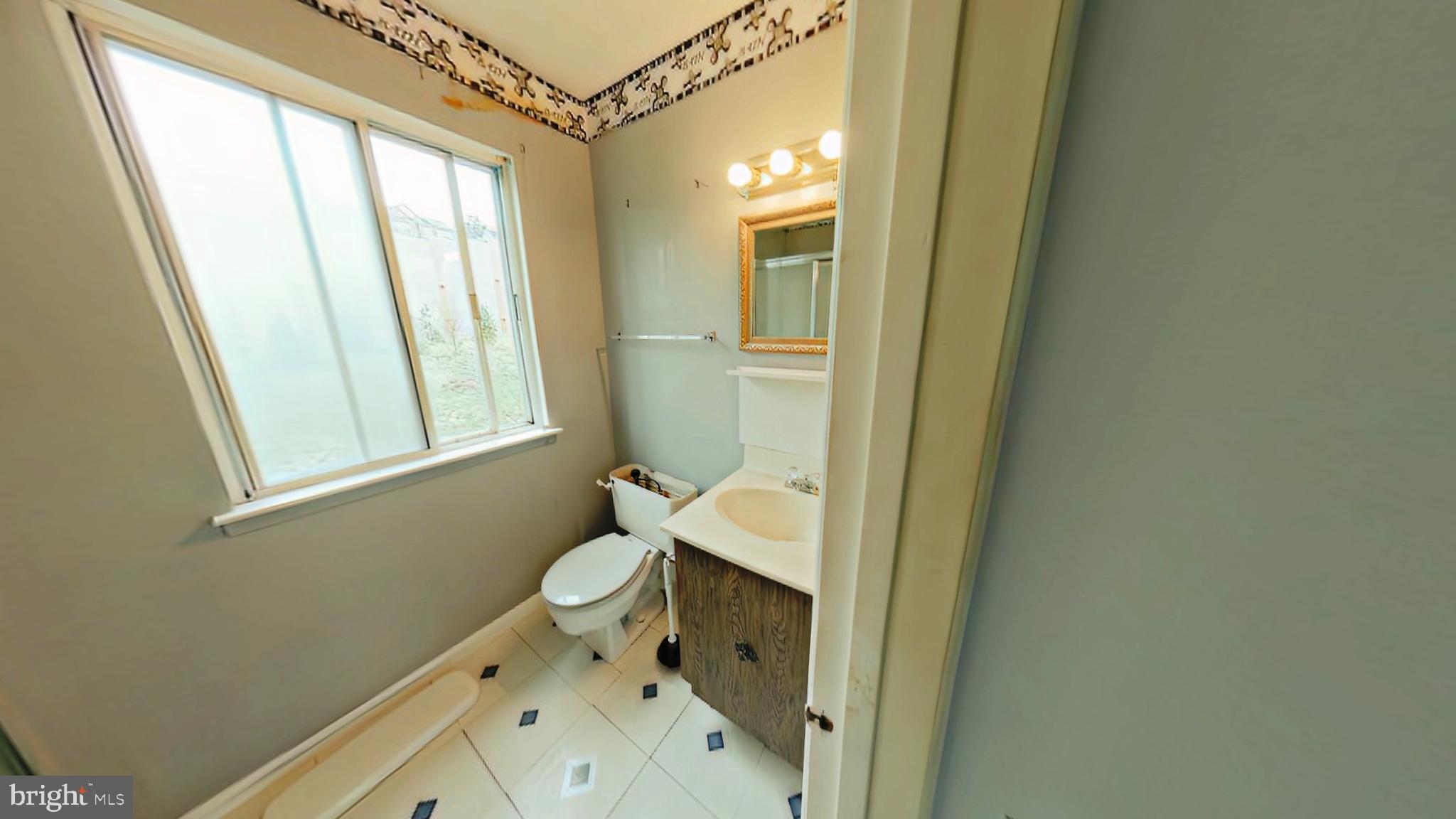 TANTALLON ON THE POTOMAC - Residential