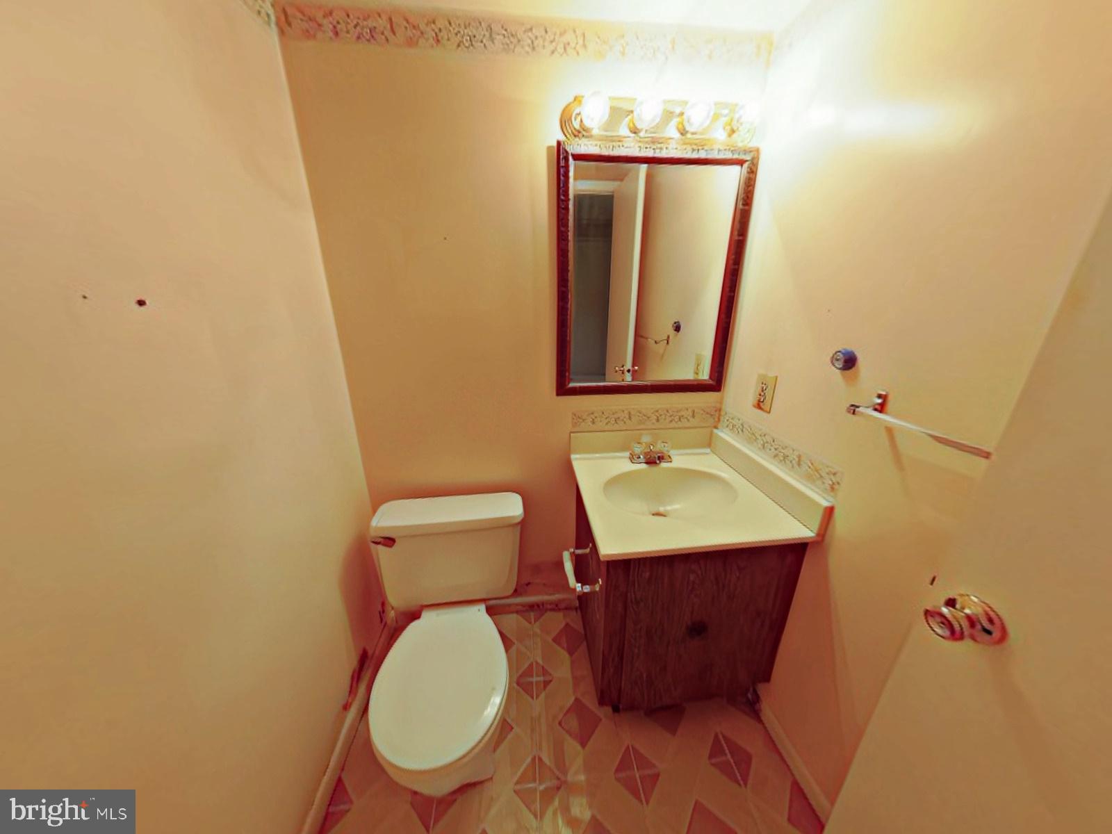 TANTALLON ON THE POTOMAC - Residential