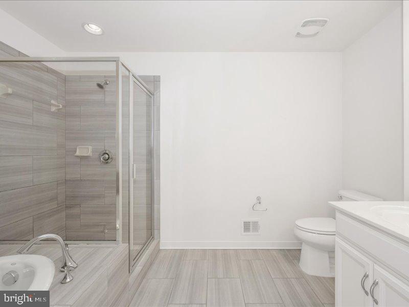 EASTCHURCH - Residential