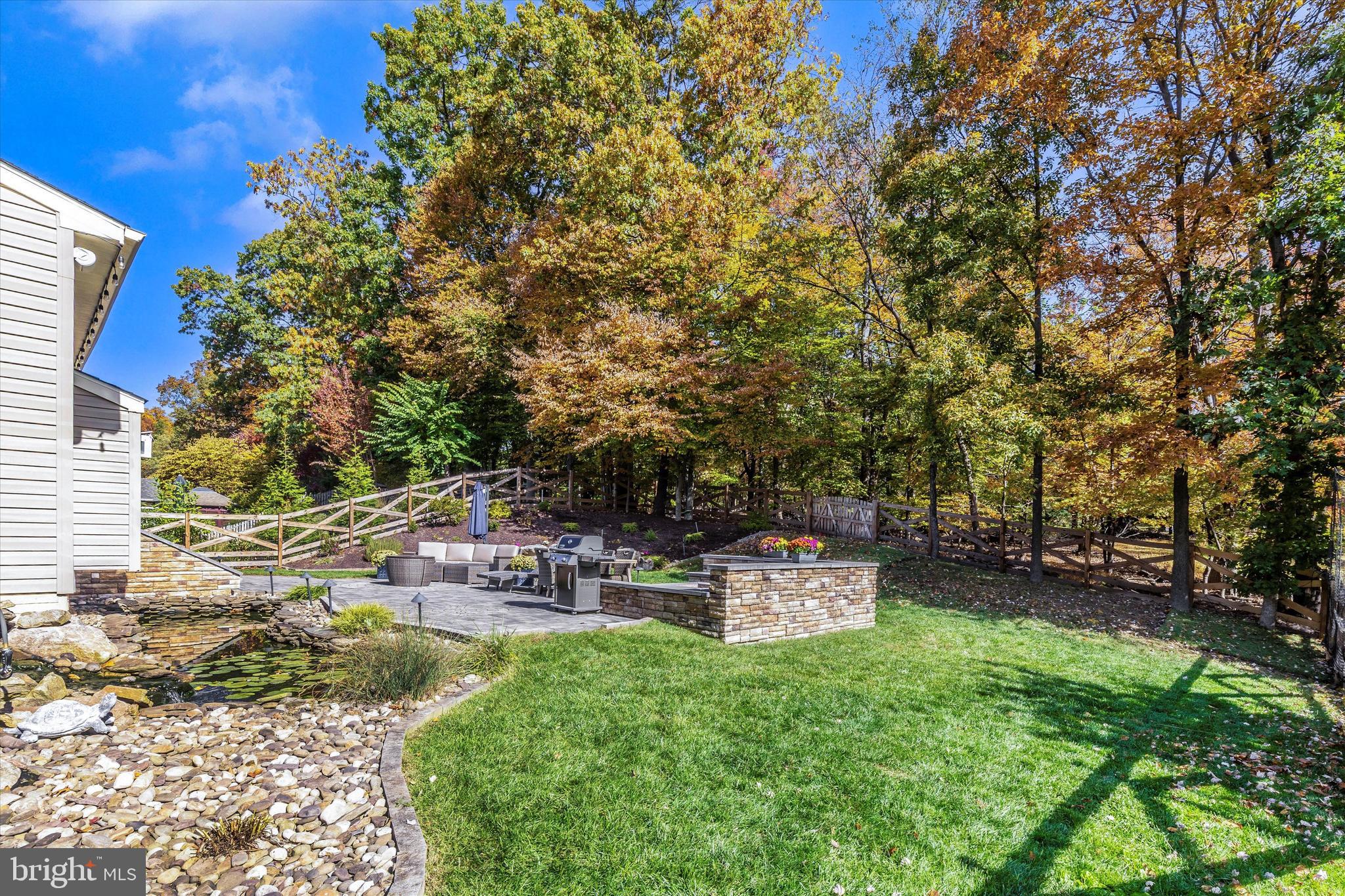 SPRING RIDGE - Residential