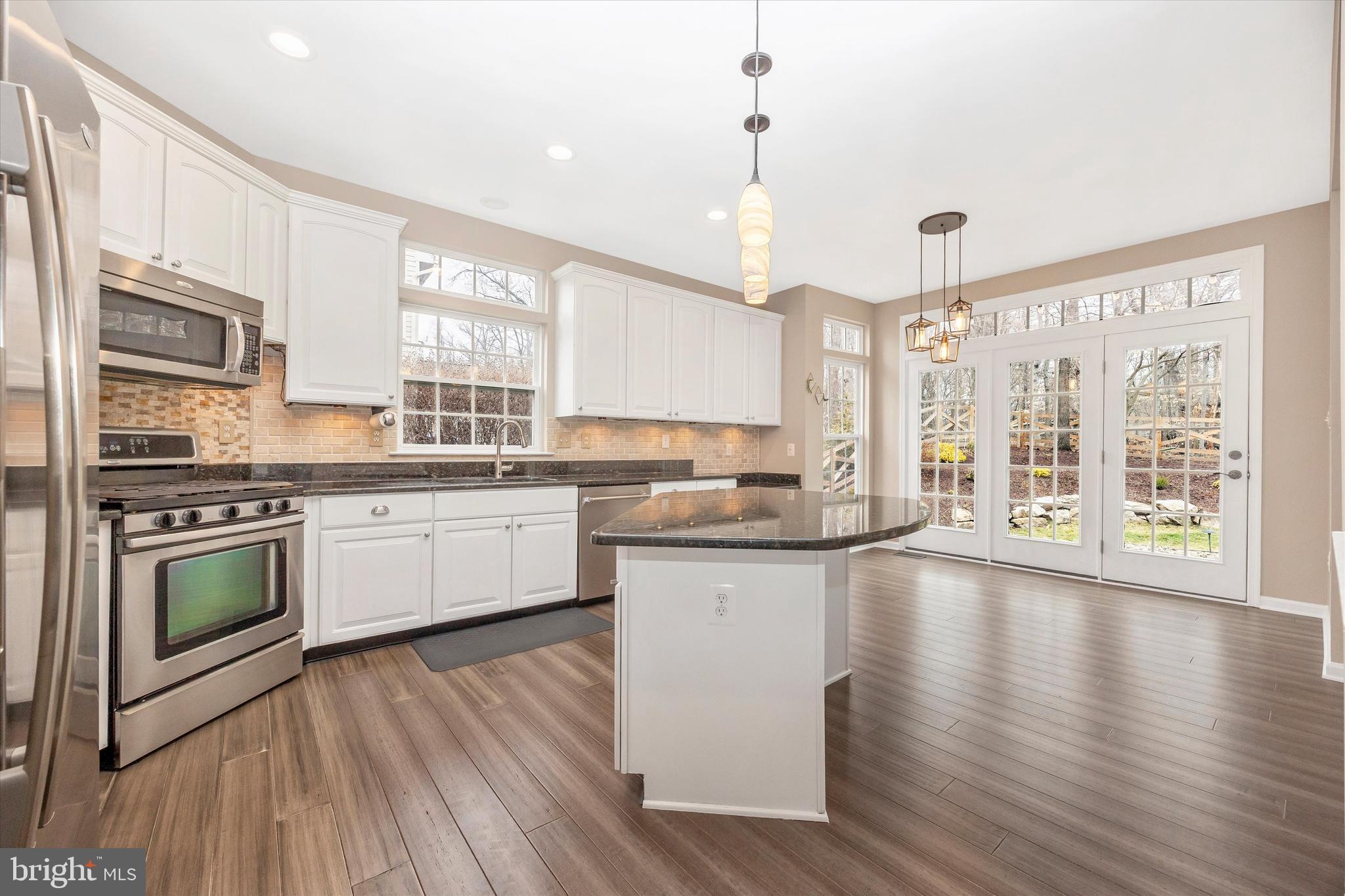 SPRING RIDGE - Residential