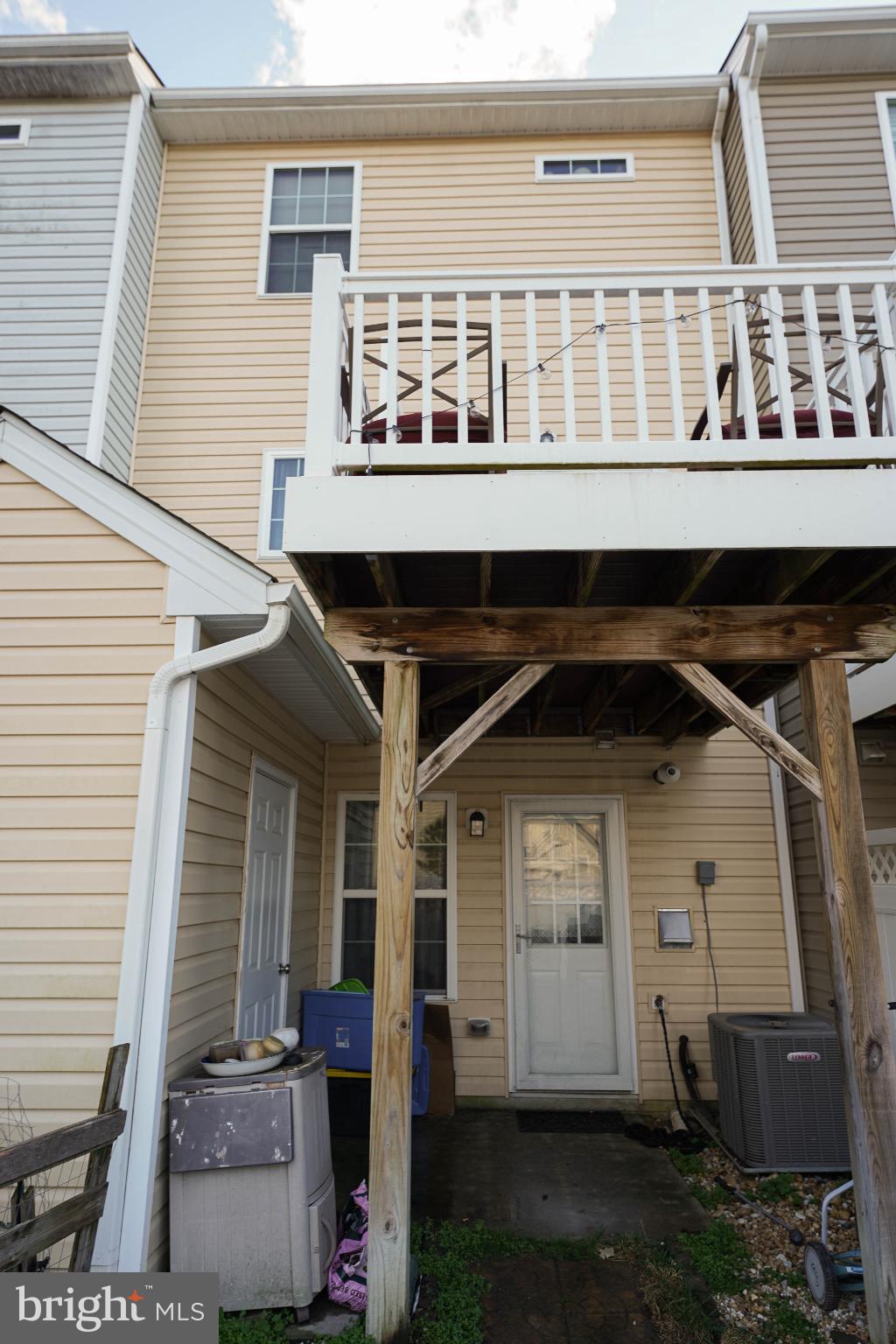 PLANTATION LAKES - Residential