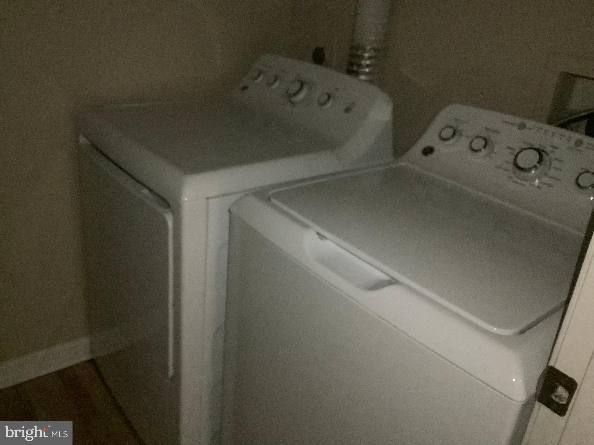 FLOWER HILL - Residential