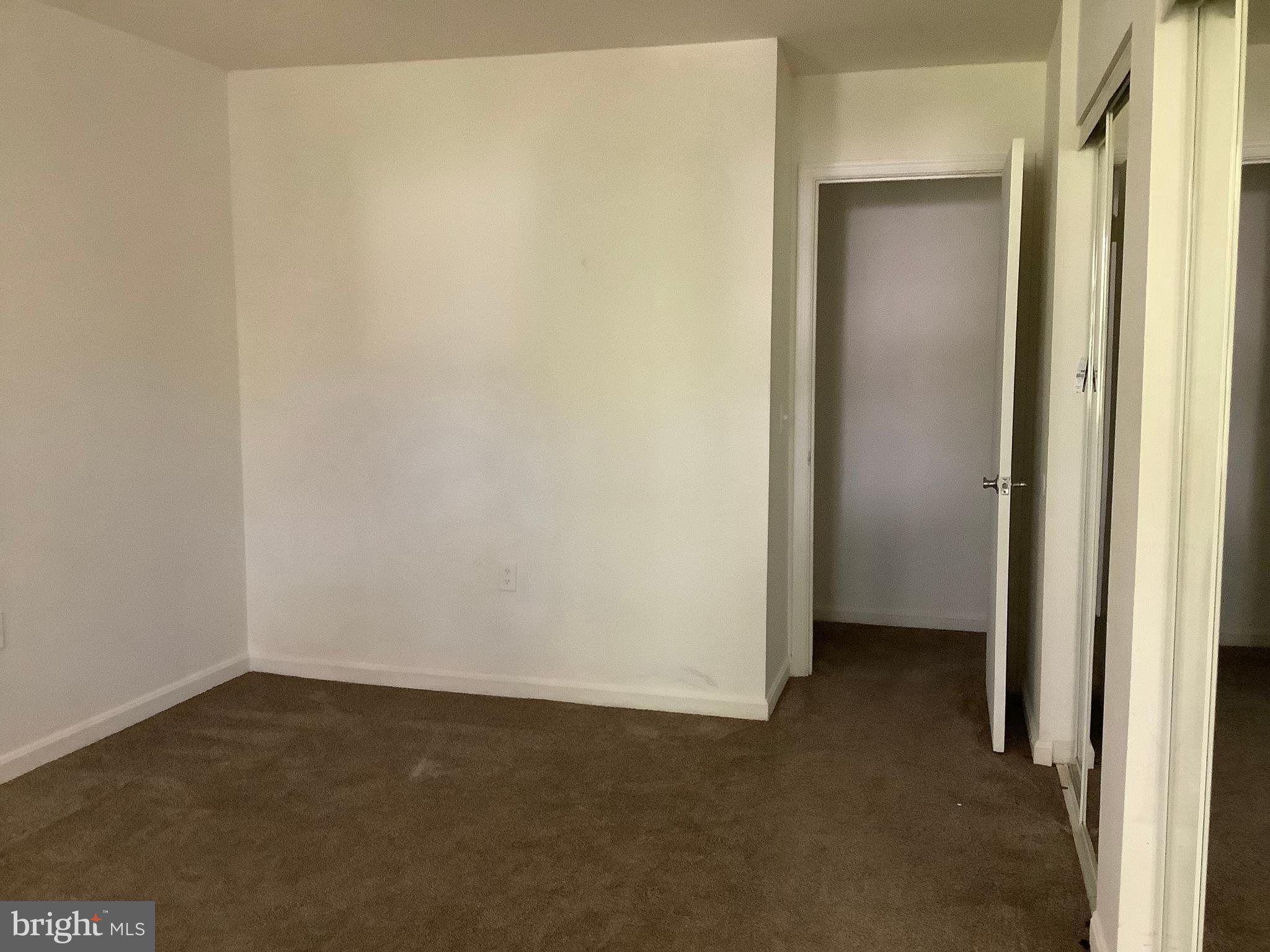 FLOWER HILL - Residential