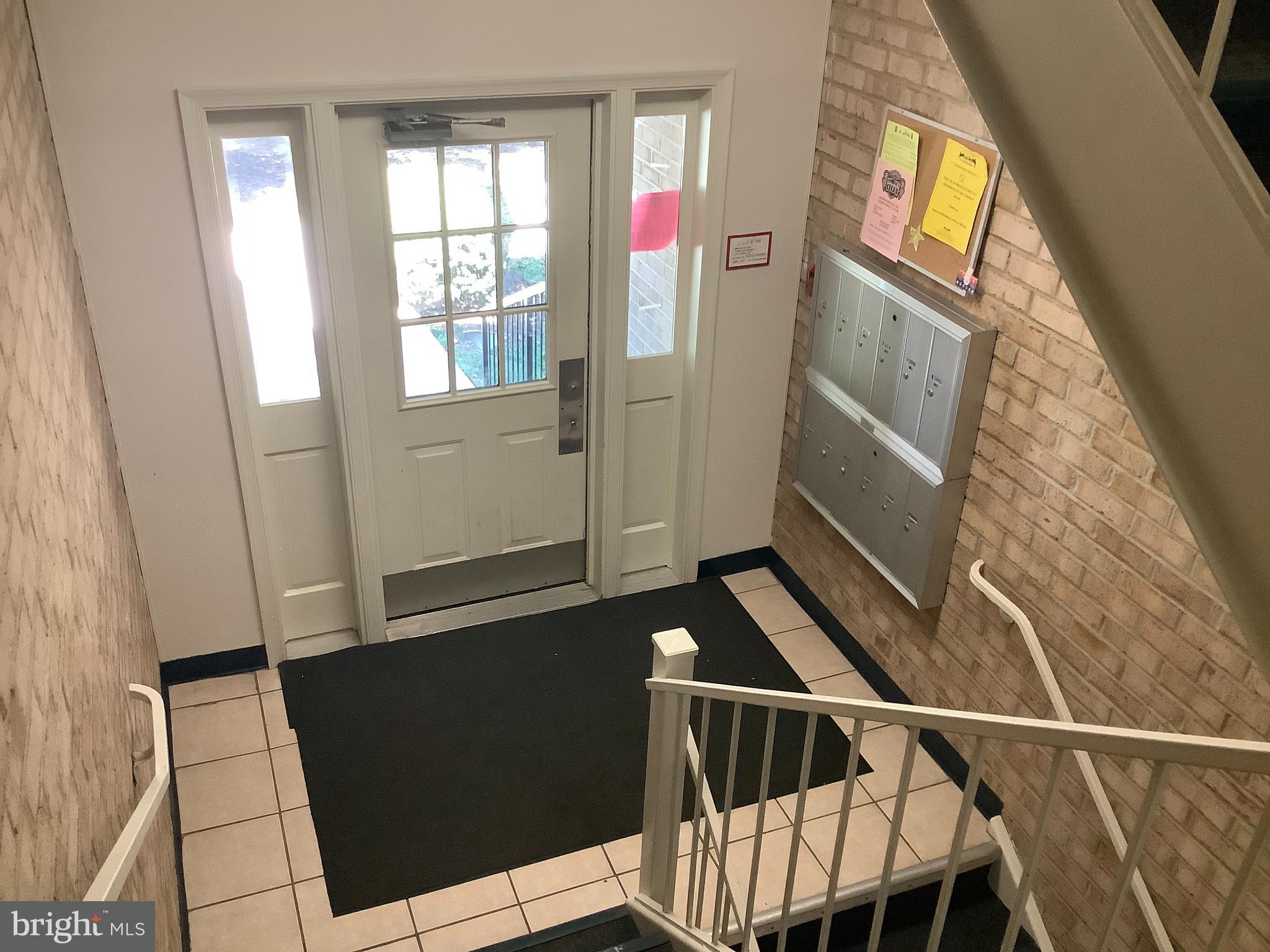 FLOWER HILL - Residential