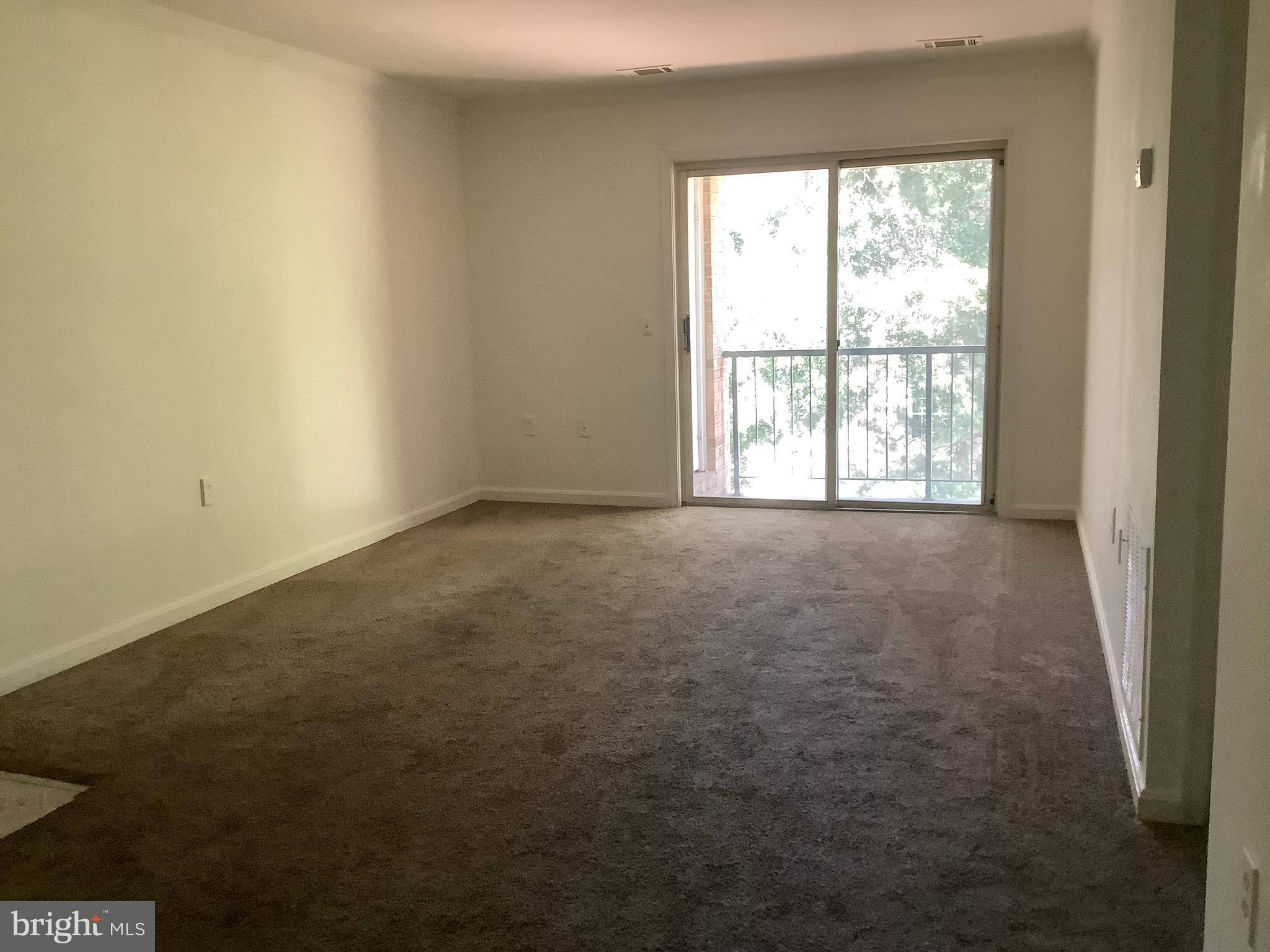 FLOWER HILL - Residential