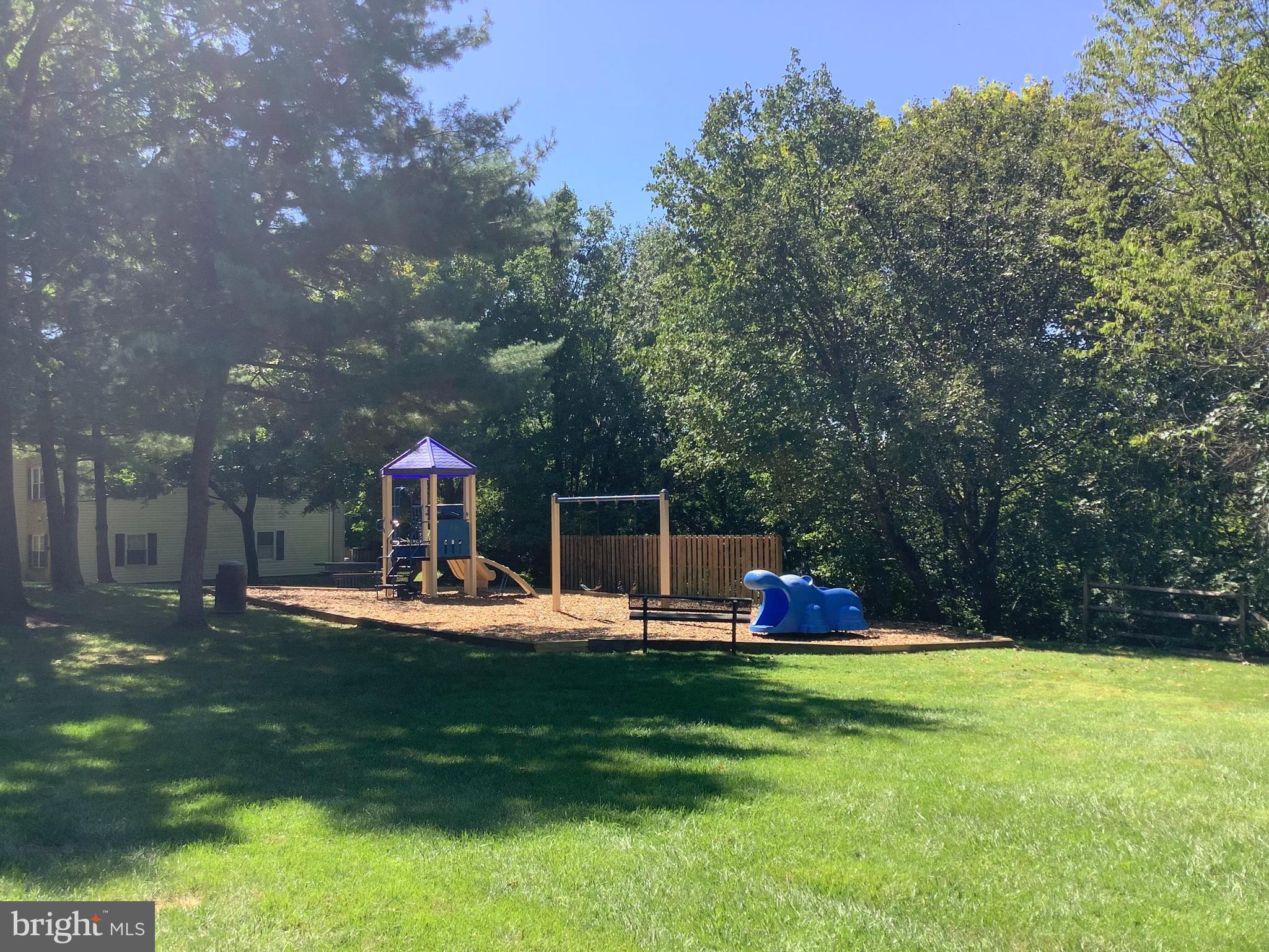 FLOWER HILL - Residential