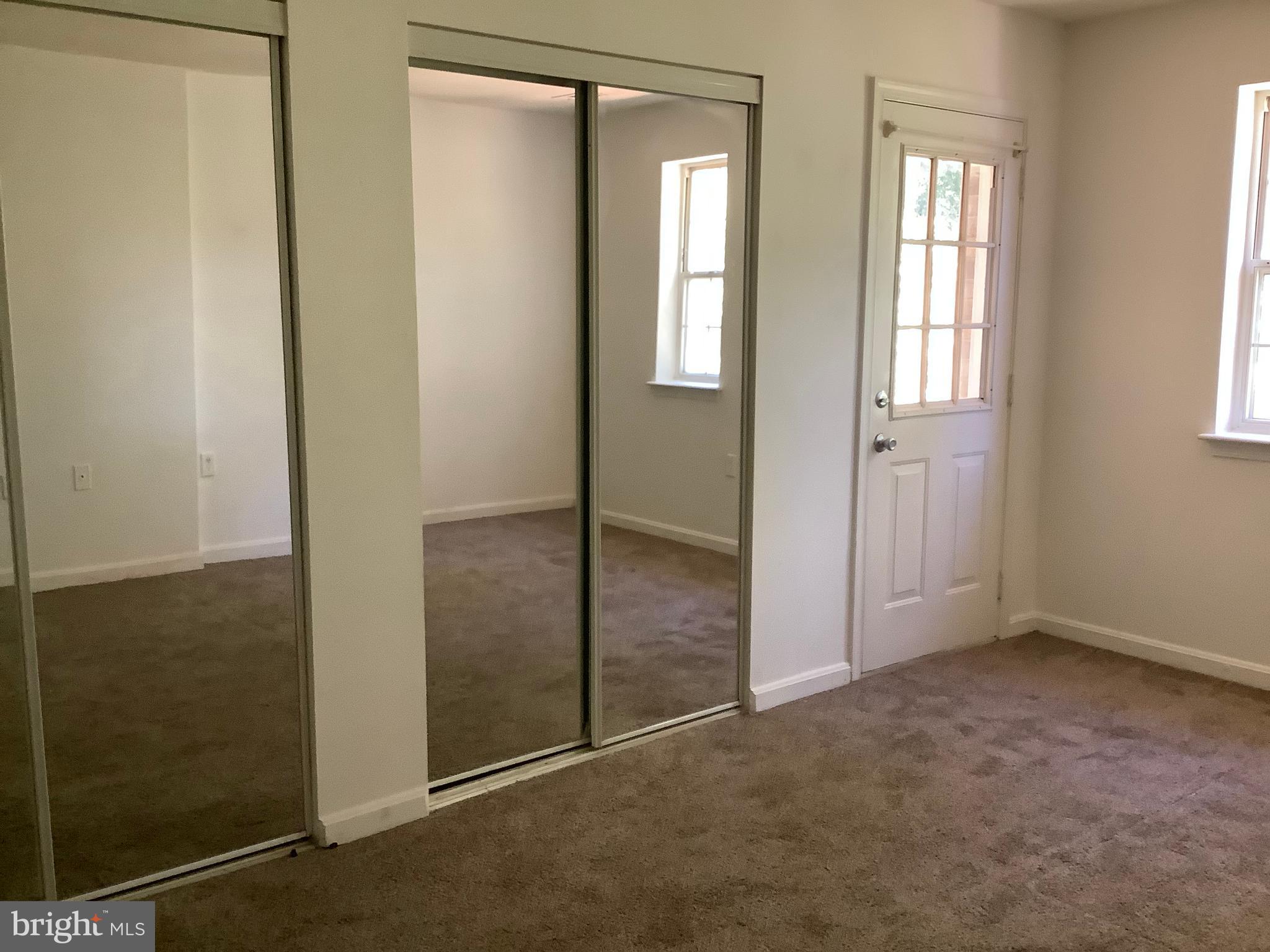 FLOWER HILL - Residential