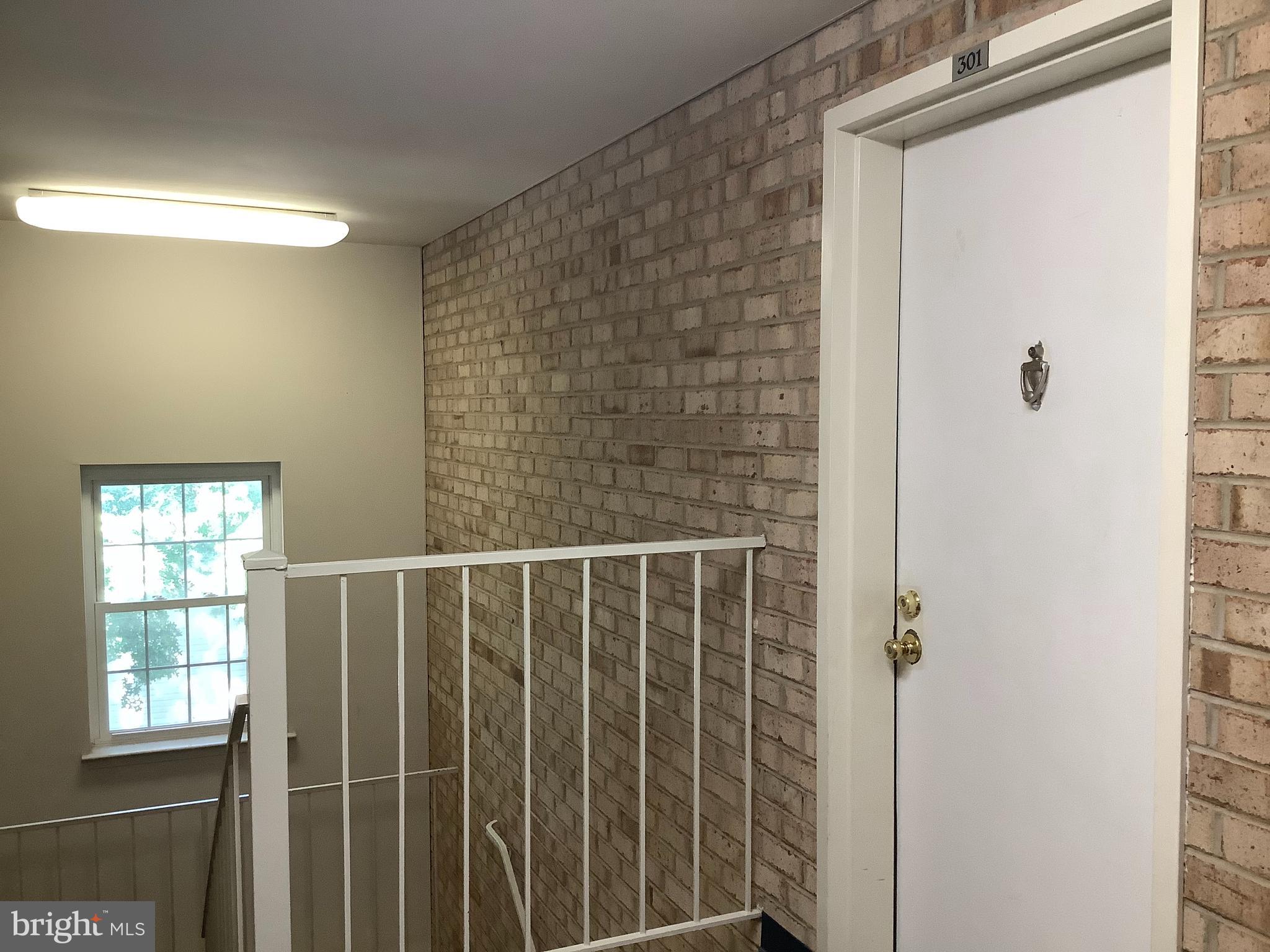 FLOWER HILL - Residential