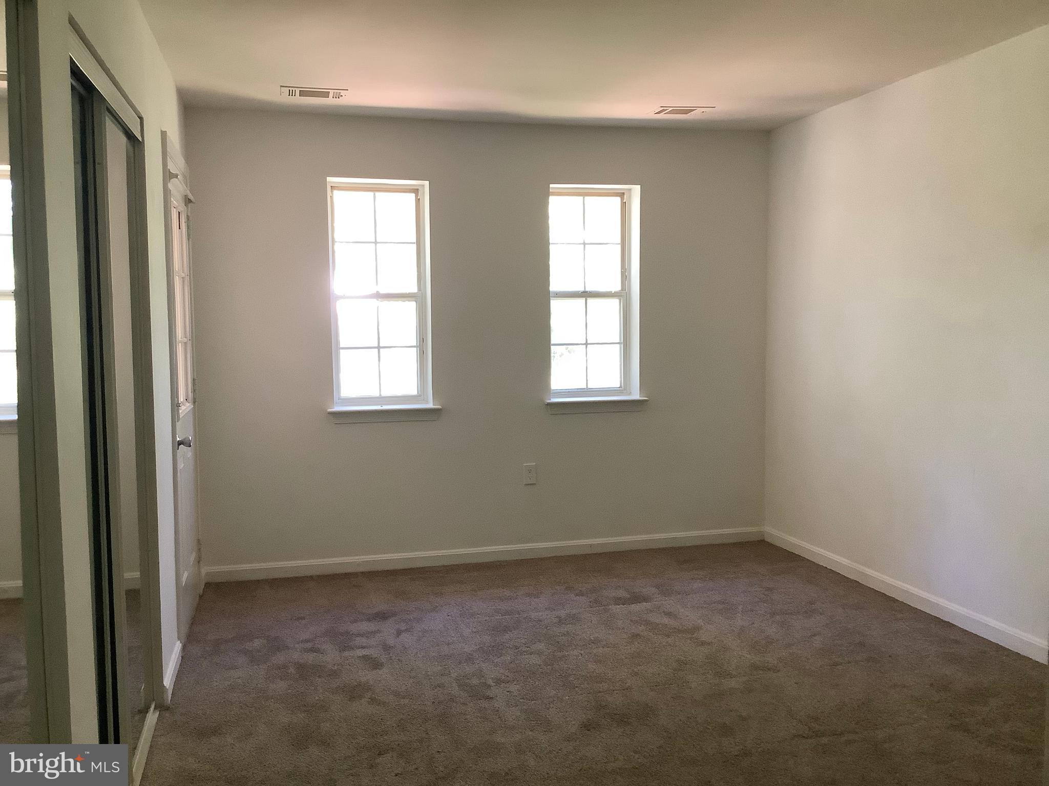 FLOWER HILL - Residential