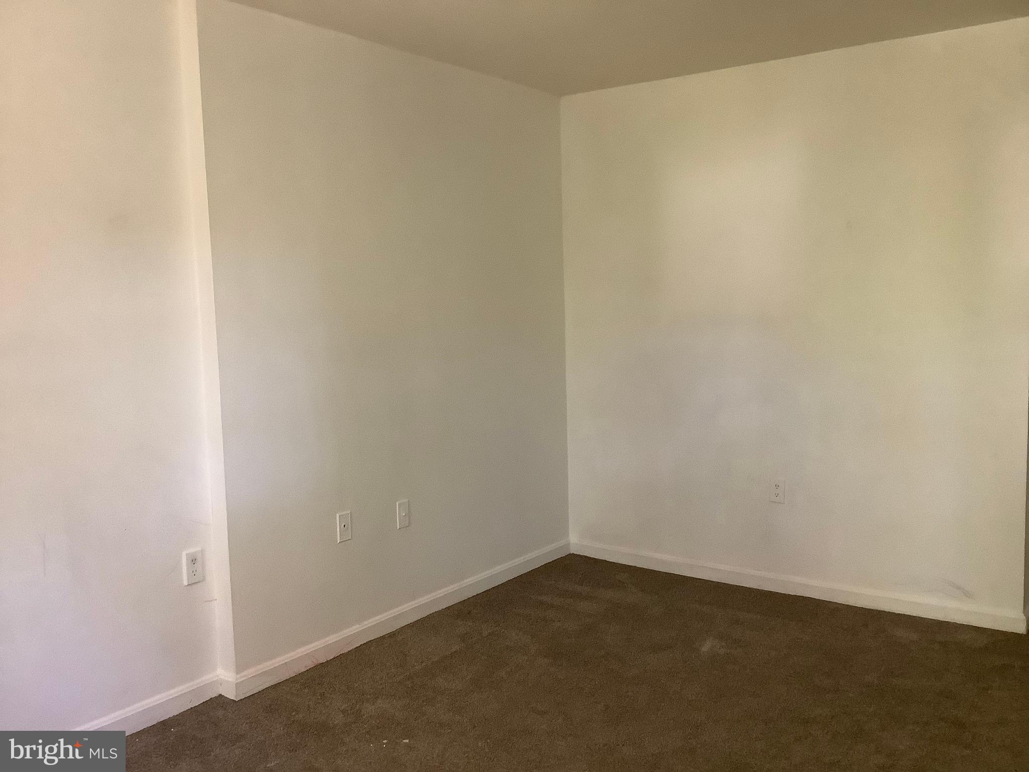 FLOWER HILL - Residential