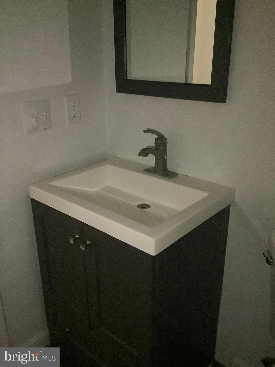 FLOWER HILL - Residential