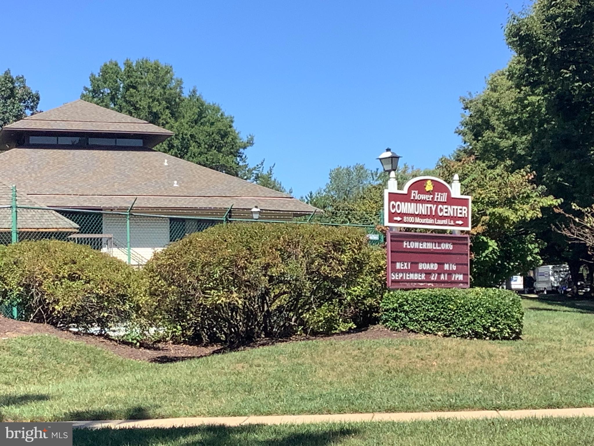 FLOWER HILL - Residential