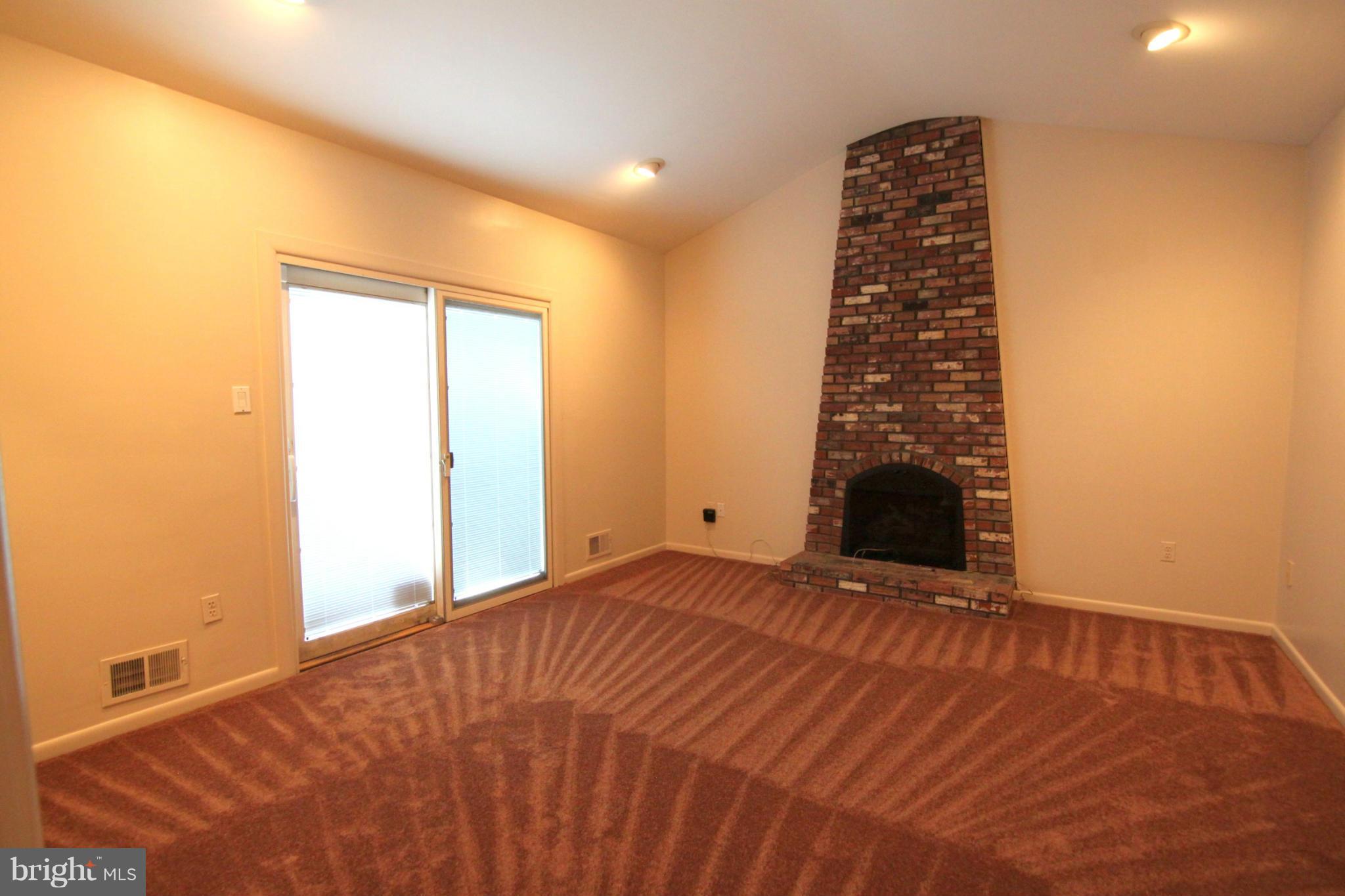 REGENCY ESTATES - Residential Lease