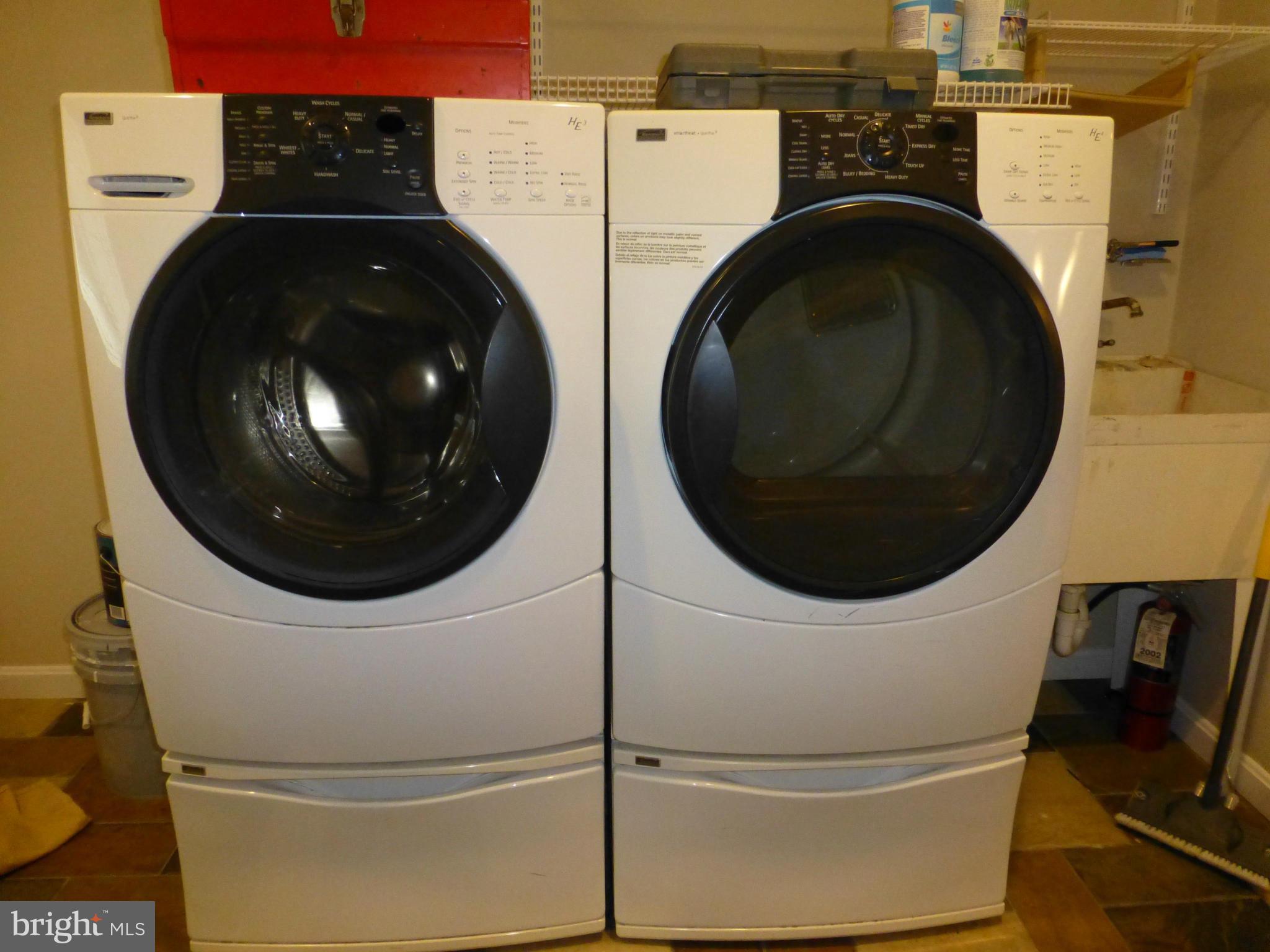 REGENCY ESTATES - Residential Lease