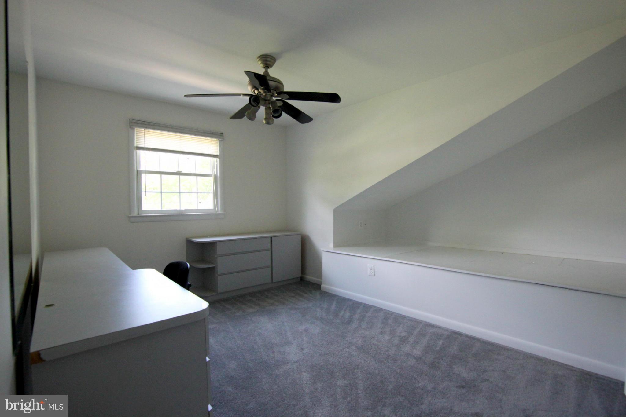 REGENCY ESTATES - Residential Lease