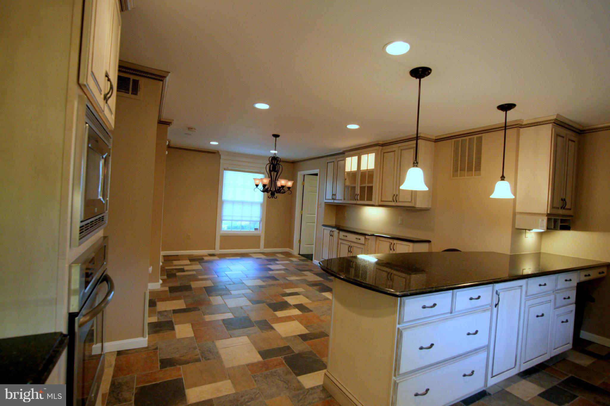 REGENCY ESTATES - Residential Lease