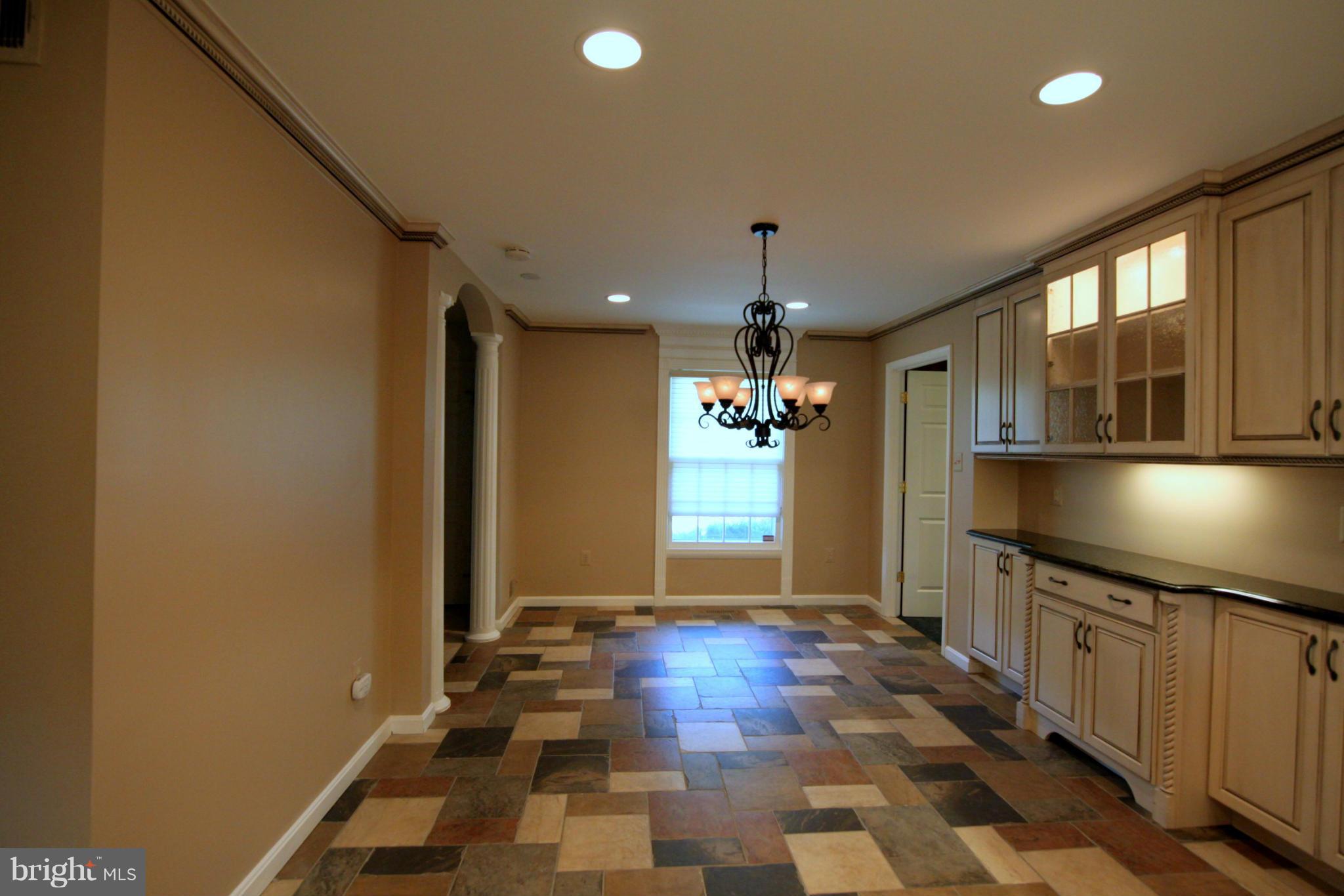 REGENCY ESTATES - Residential Lease