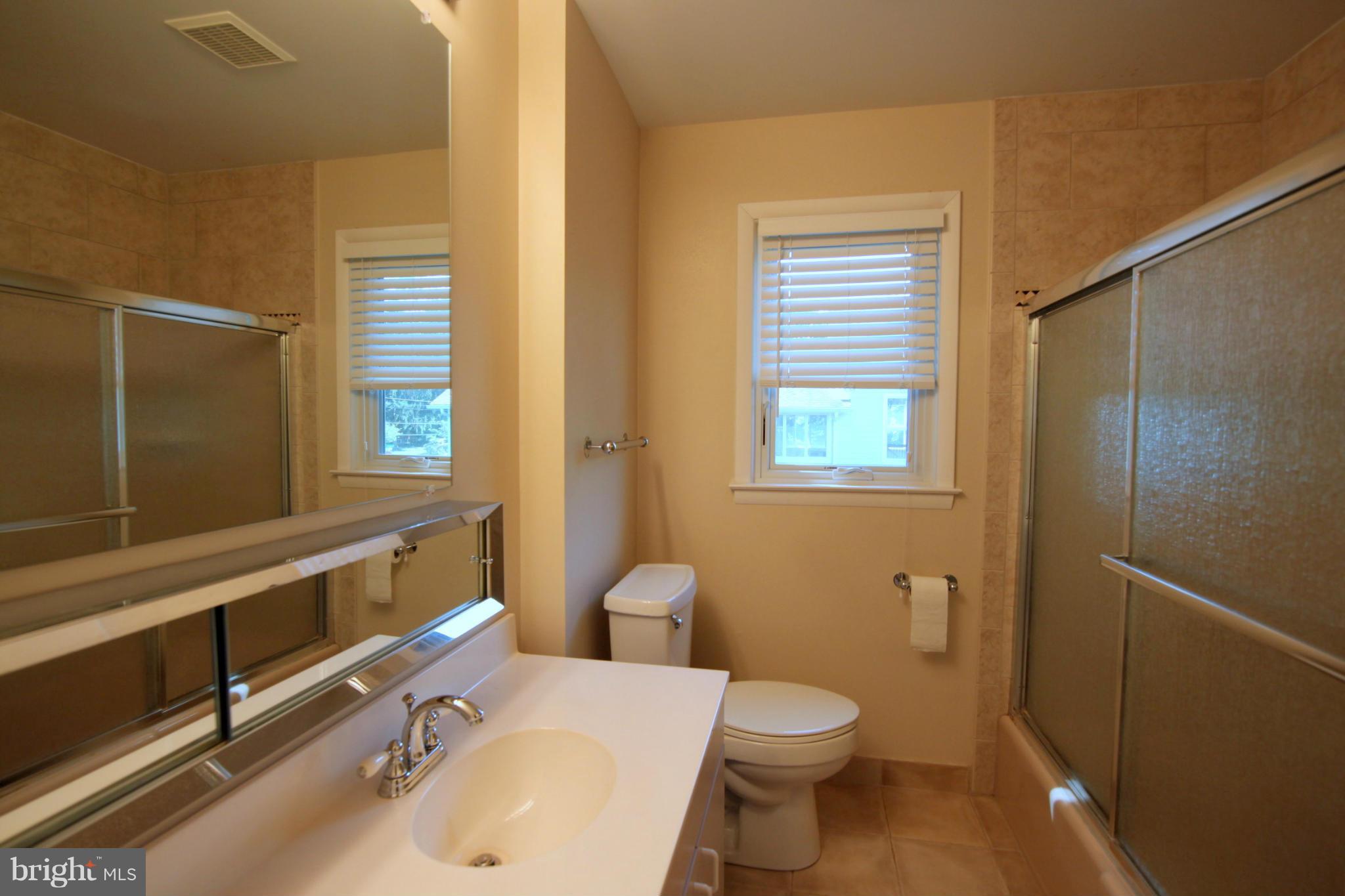 REGENCY ESTATES - Residential Lease